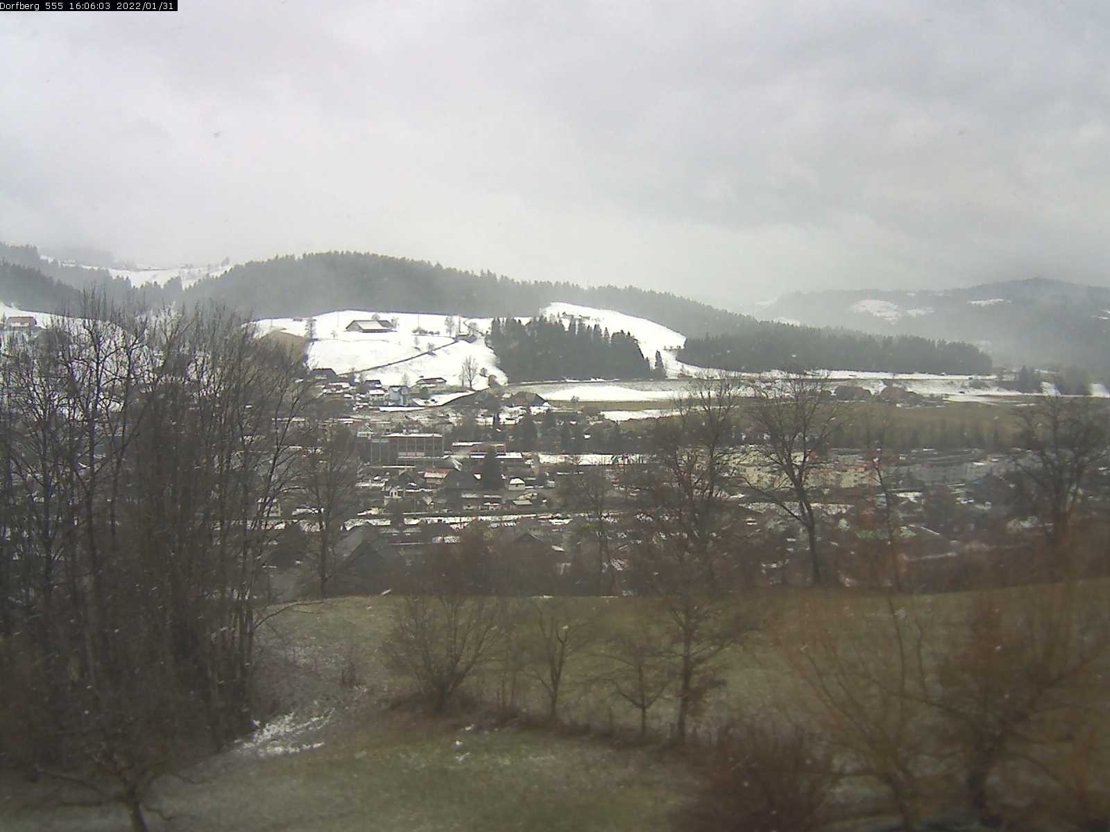 Webcam-Bild: Aussicht vom Dorfberg in Langnau 20220131-160601