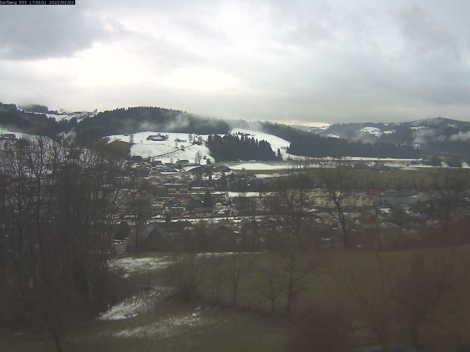 Webcam-Bild: Aussicht vom Dorfberg in Langnau 20220202-170601