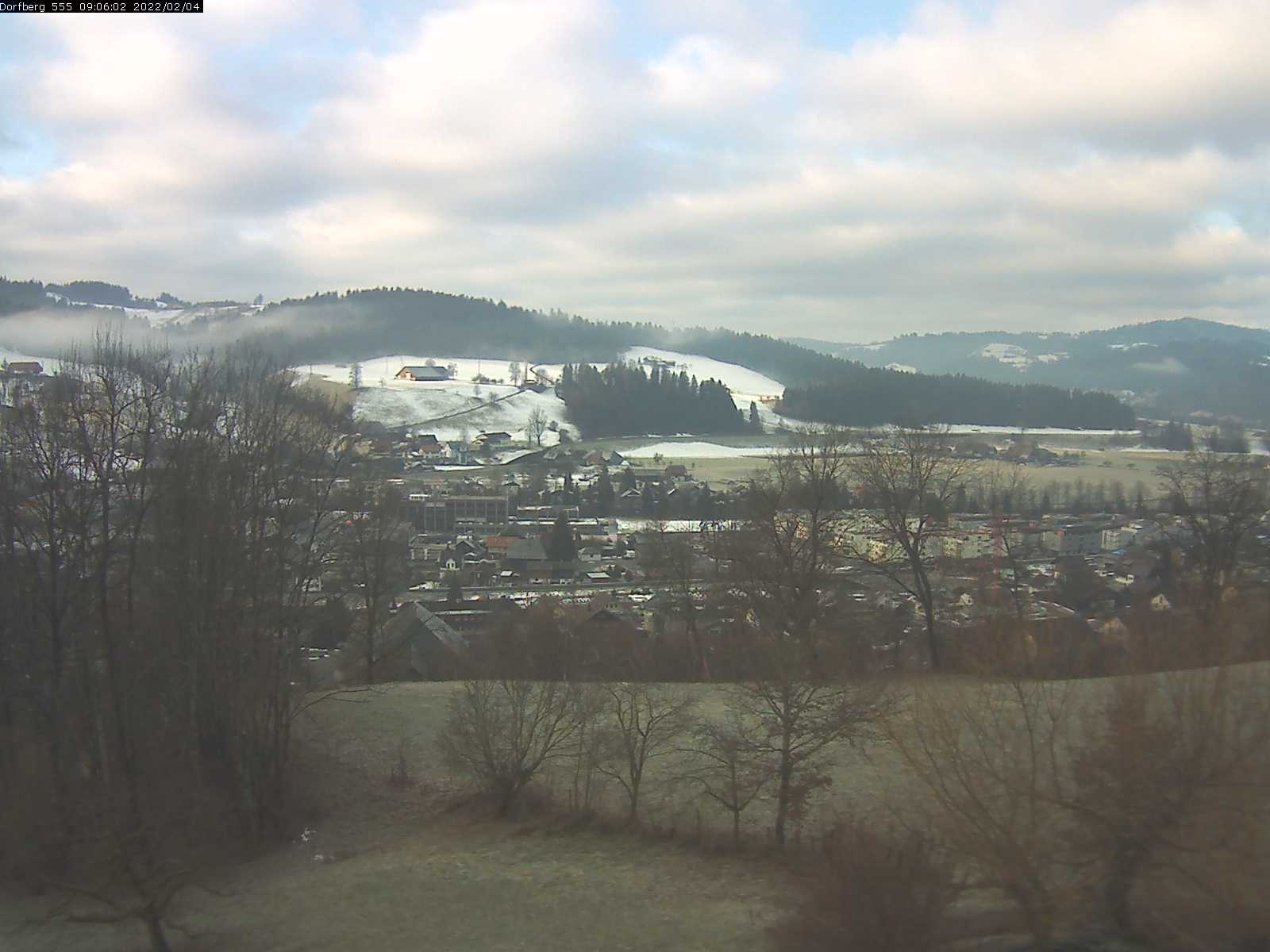 Webcam-Bild: Aussicht vom Dorfberg in Langnau 20220204-090601
