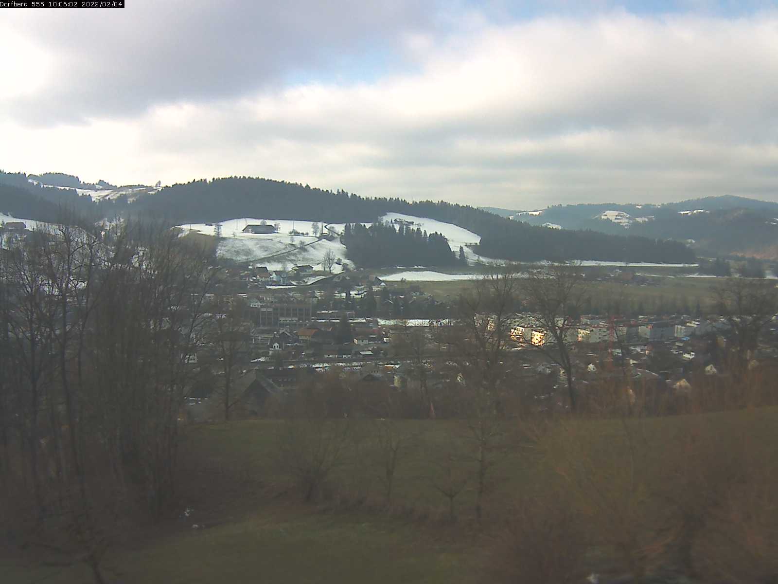 Webcam-Bild: Aussicht vom Dorfberg in Langnau 20220204-100601