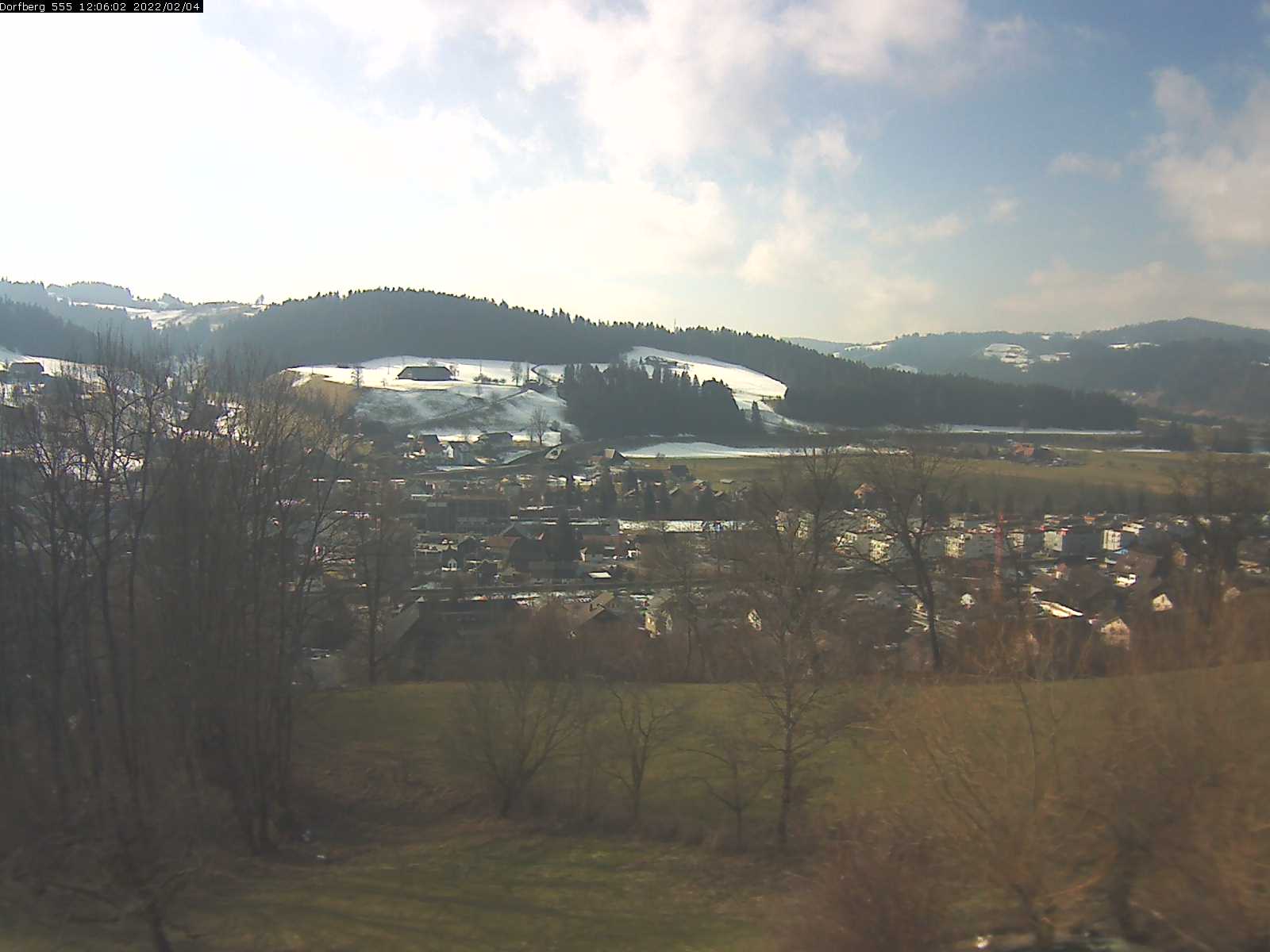 Webcam-Bild: Aussicht vom Dorfberg in Langnau 20220204-120602