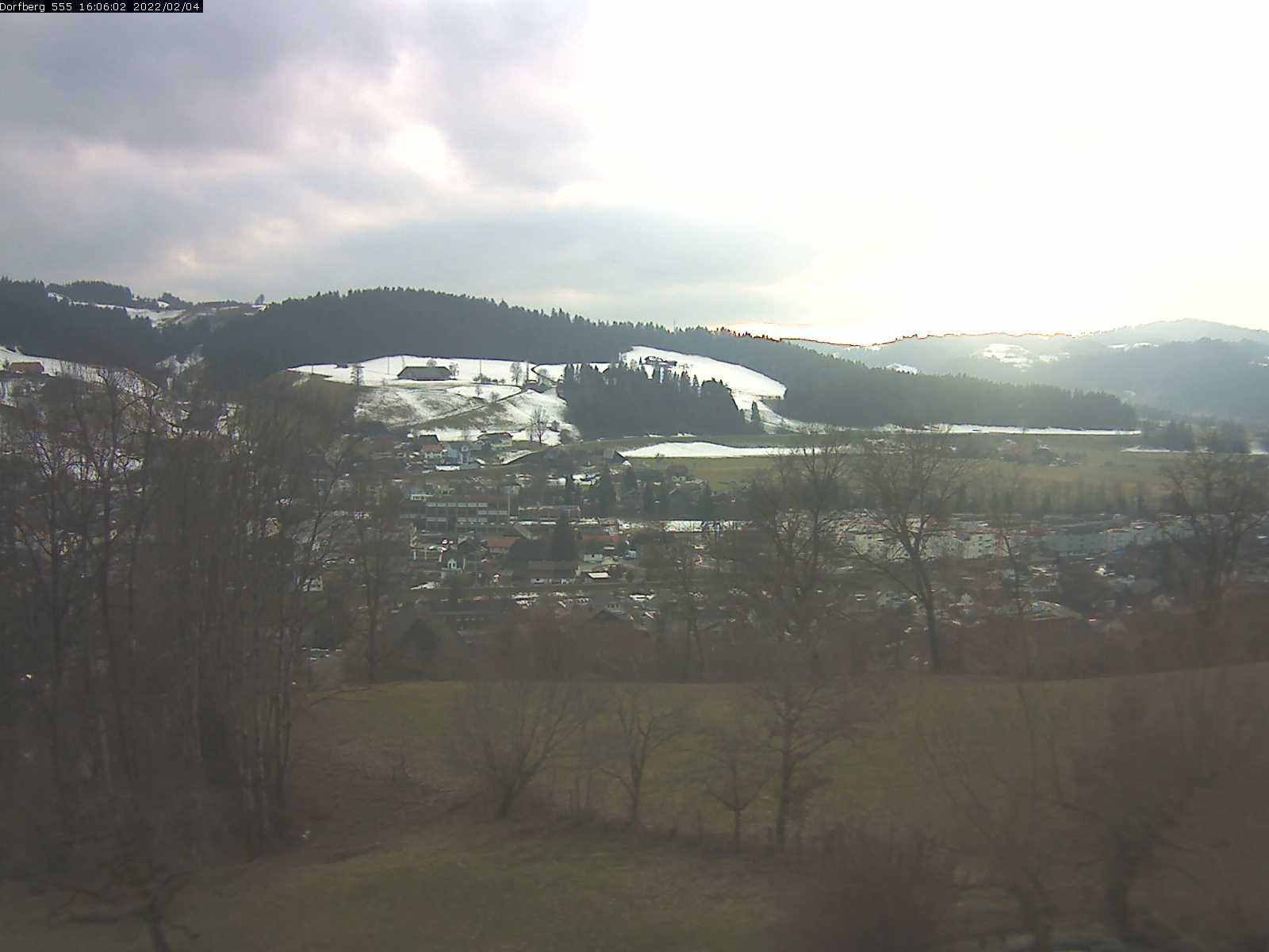 Webcam-Bild: Aussicht vom Dorfberg in Langnau 20220204-160601