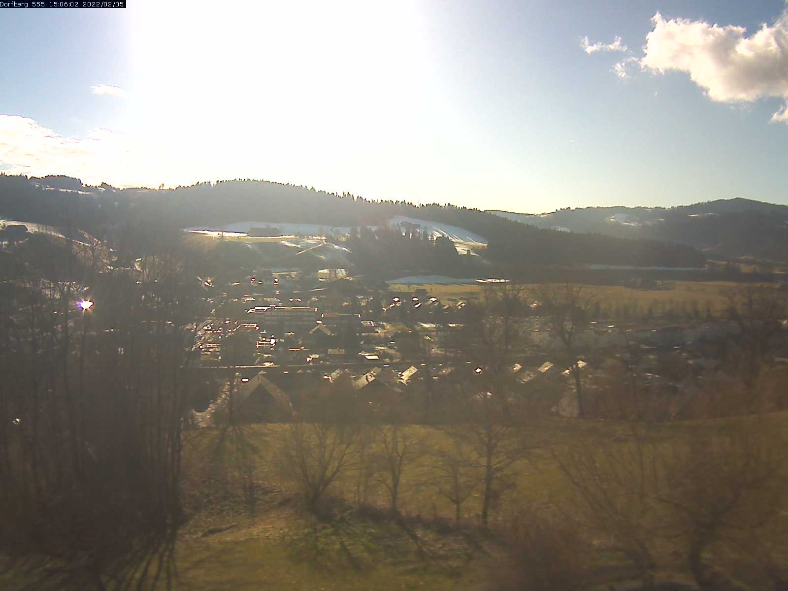 Webcam-Bild: Aussicht vom Dorfberg in Langnau 20220205-150601