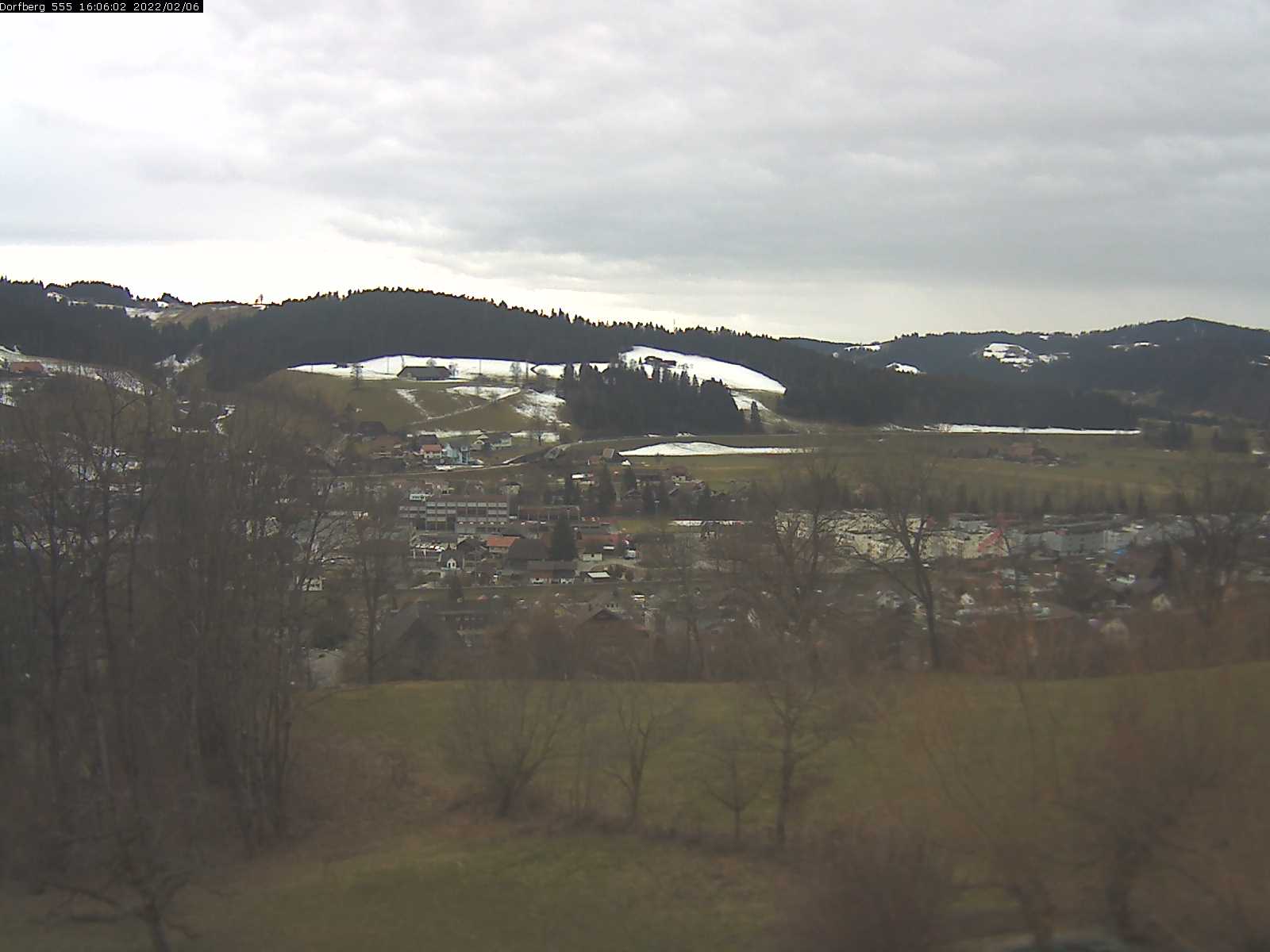 Webcam-Bild: Aussicht vom Dorfberg in Langnau 20220206-160601