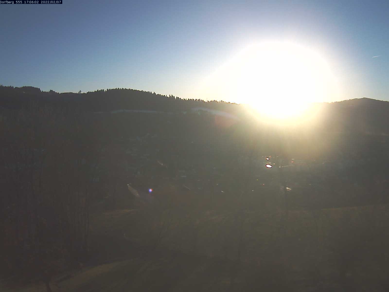 Webcam-Bild: Aussicht vom Dorfberg in Langnau 20220207-170601