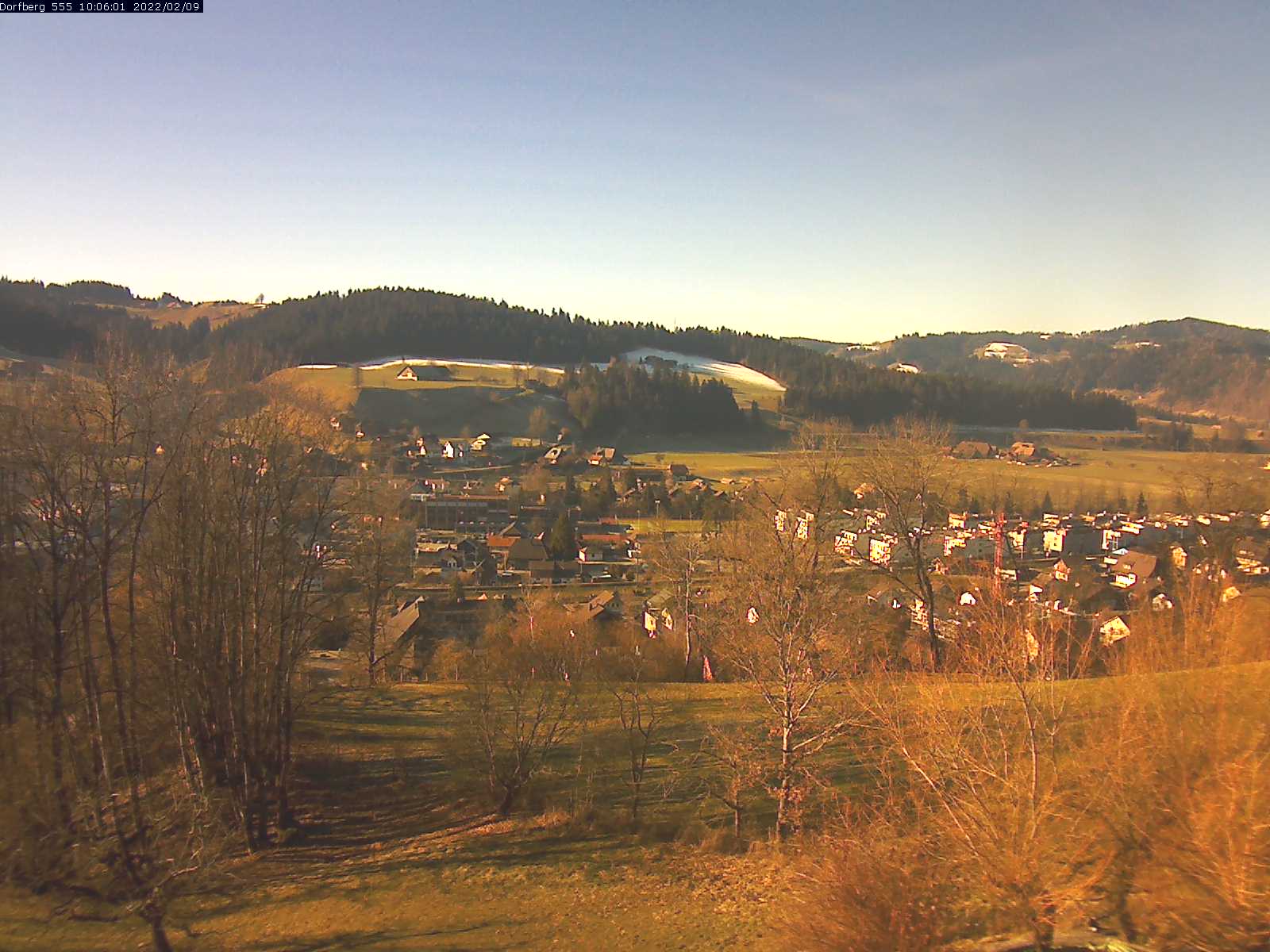 Webcam-Bild: Aussicht vom Dorfberg in Langnau 20220209-100601