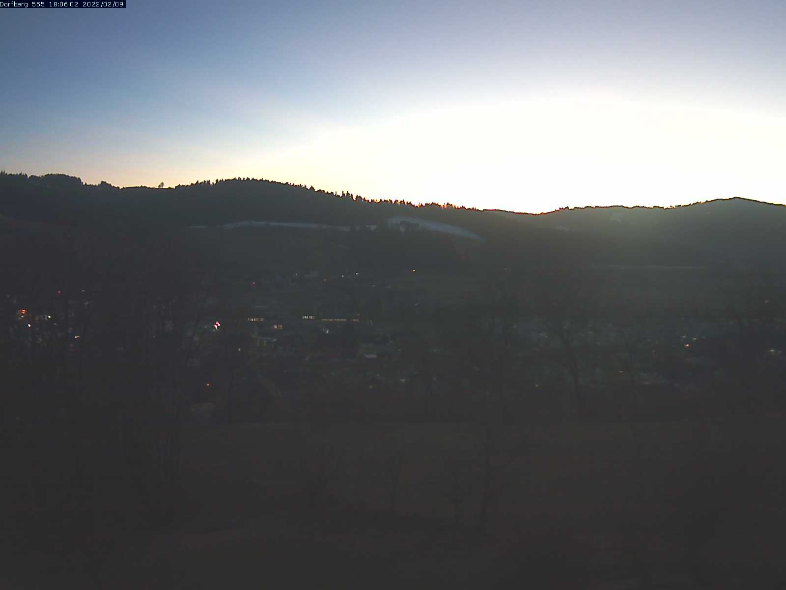 Webcam-Bild: Aussicht vom Dorfberg in Langnau 20220209-180601