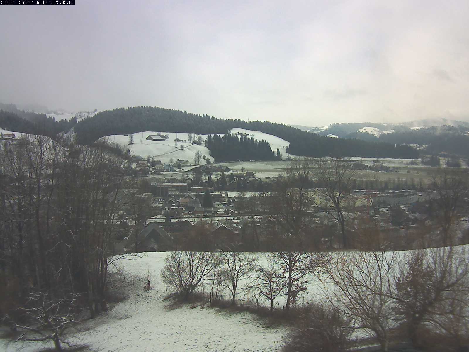 Webcam-Bild: Aussicht vom Dorfberg in Langnau 20220211-110601