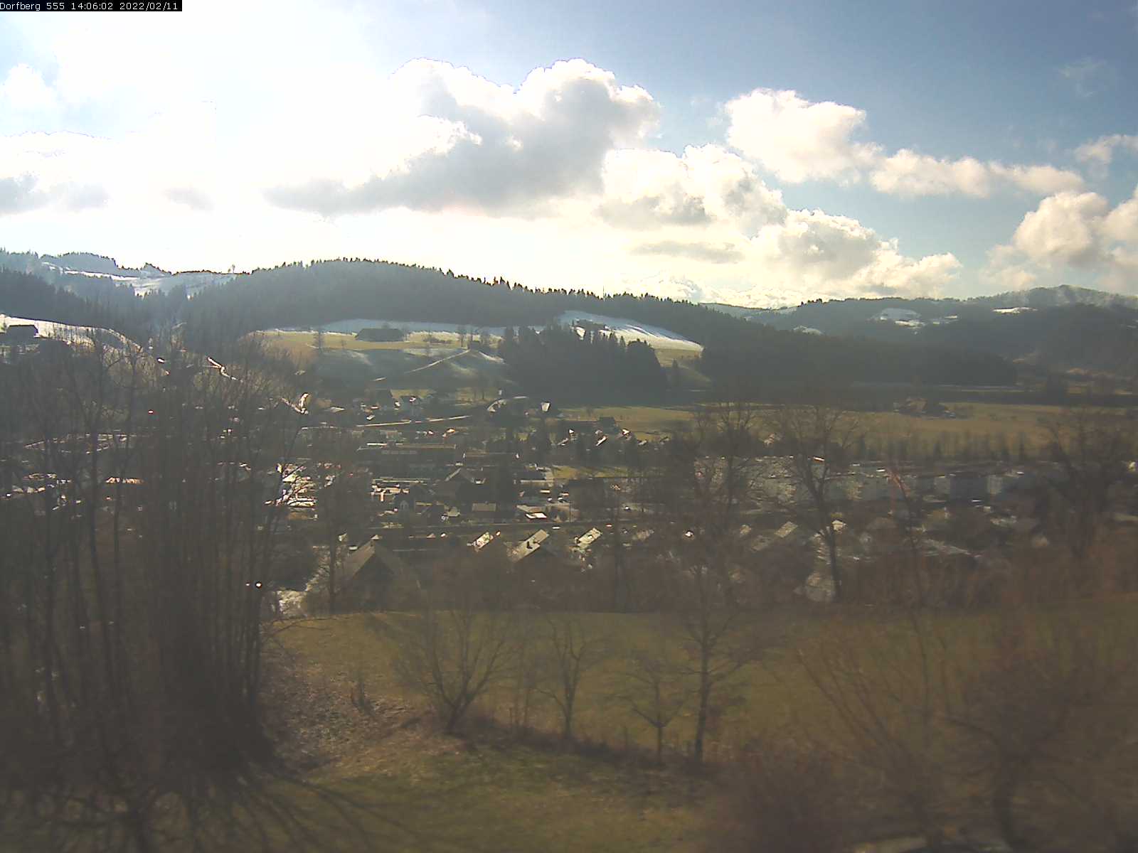 Webcam-Bild: Aussicht vom Dorfberg in Langnau 20220211-140601