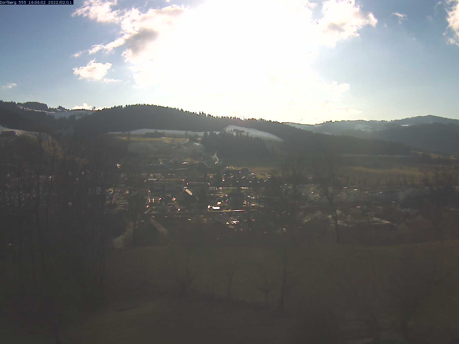 Webcam-Bild: Aussicht vom Dorfberg in Langnau 20220211-160601