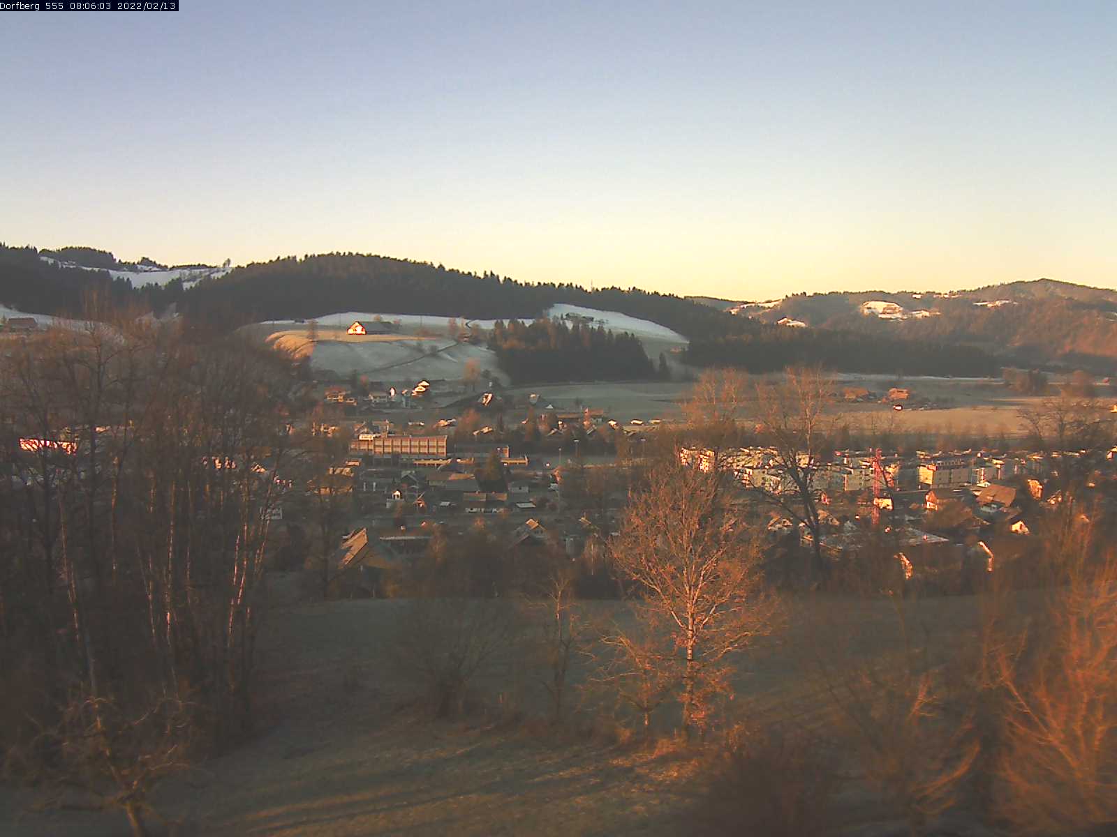 Webcam-Bild: Aussicht vom Dorfberg in Langnau 20220213-080601