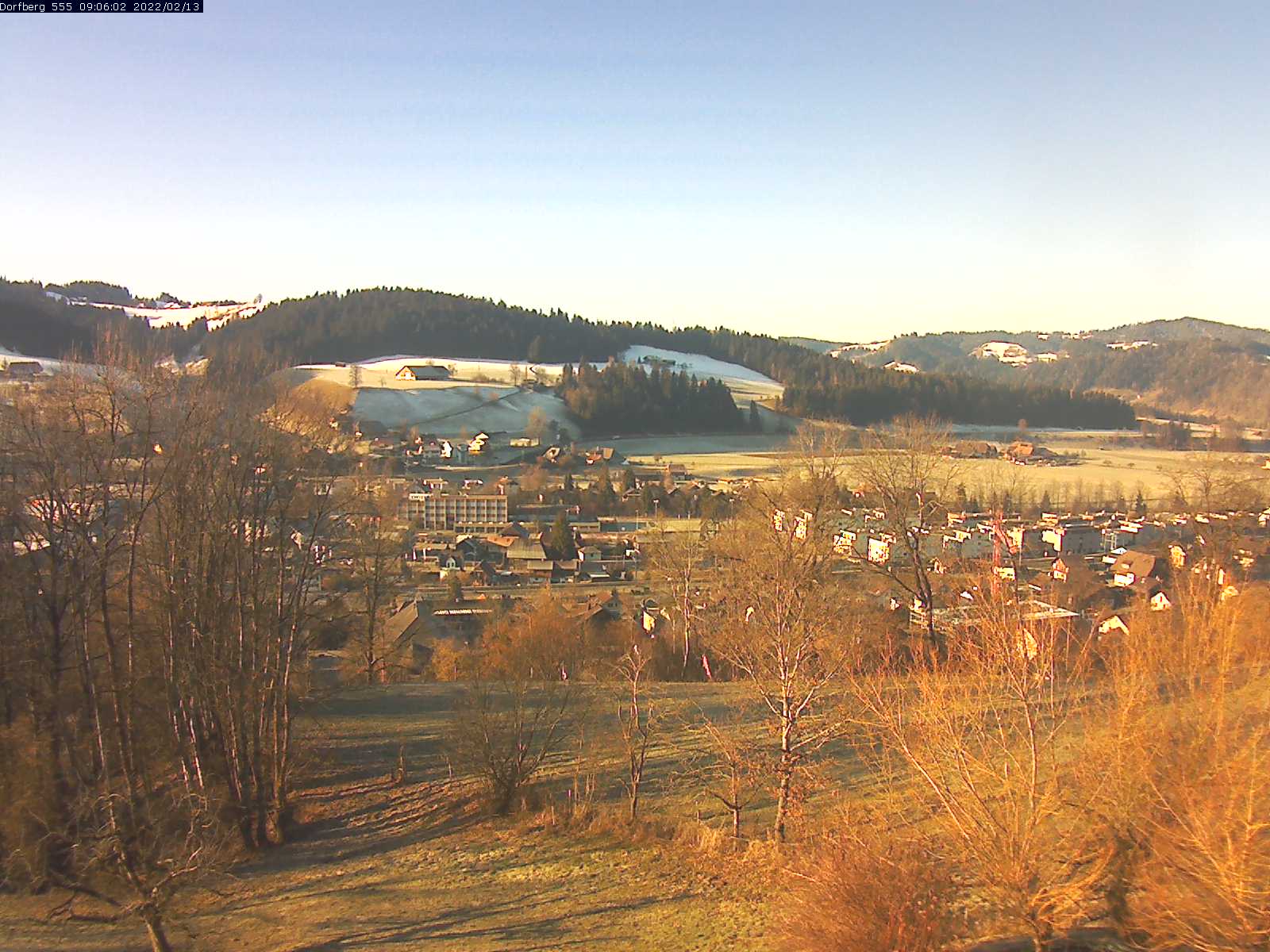 Webcam-Bild: Aussicht vom Dorfberg in Langnau 20220213-090601