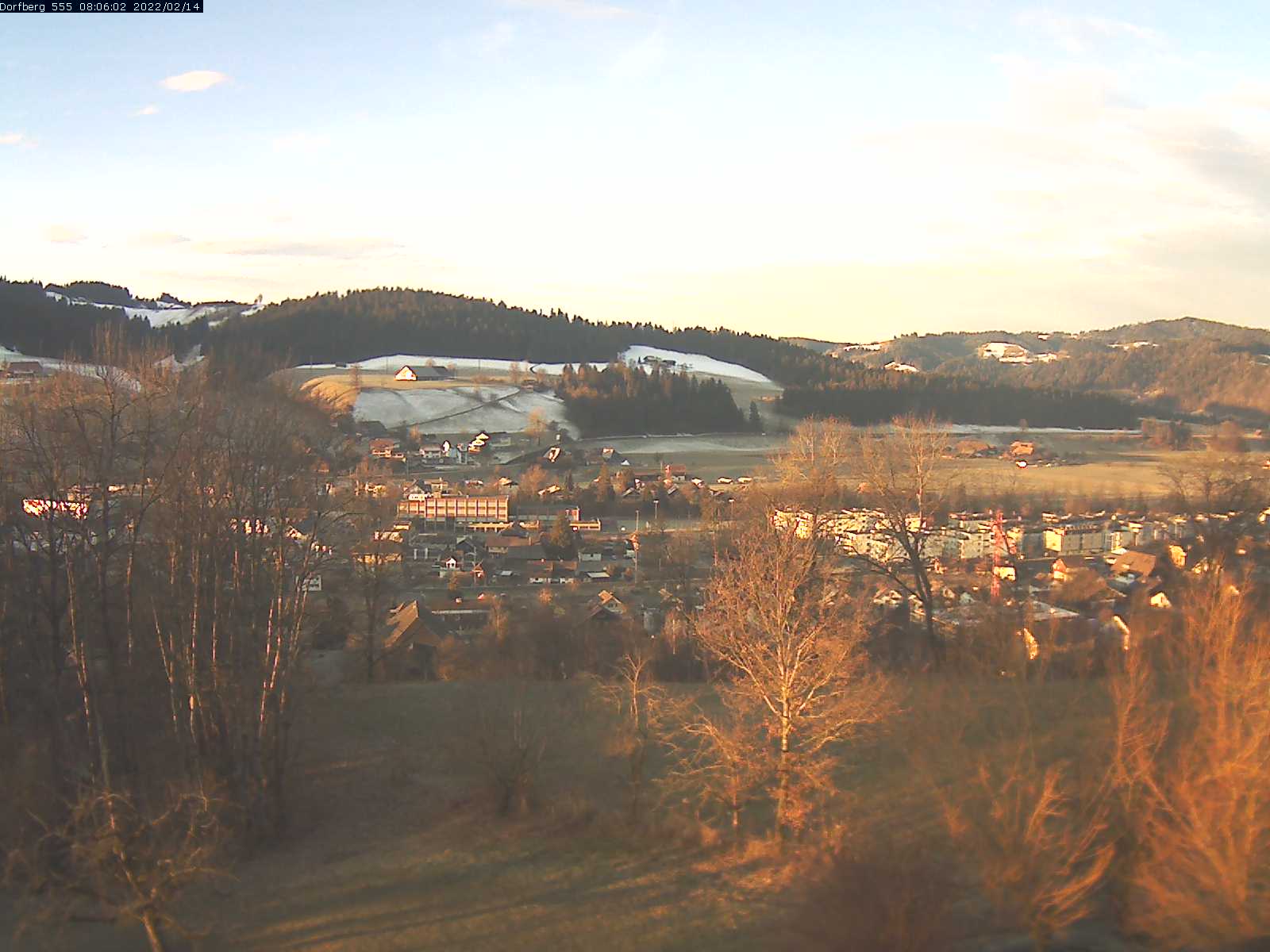 Webcam-Bild: Aussicht vom Dorfberg in Langnau 20220214-080601