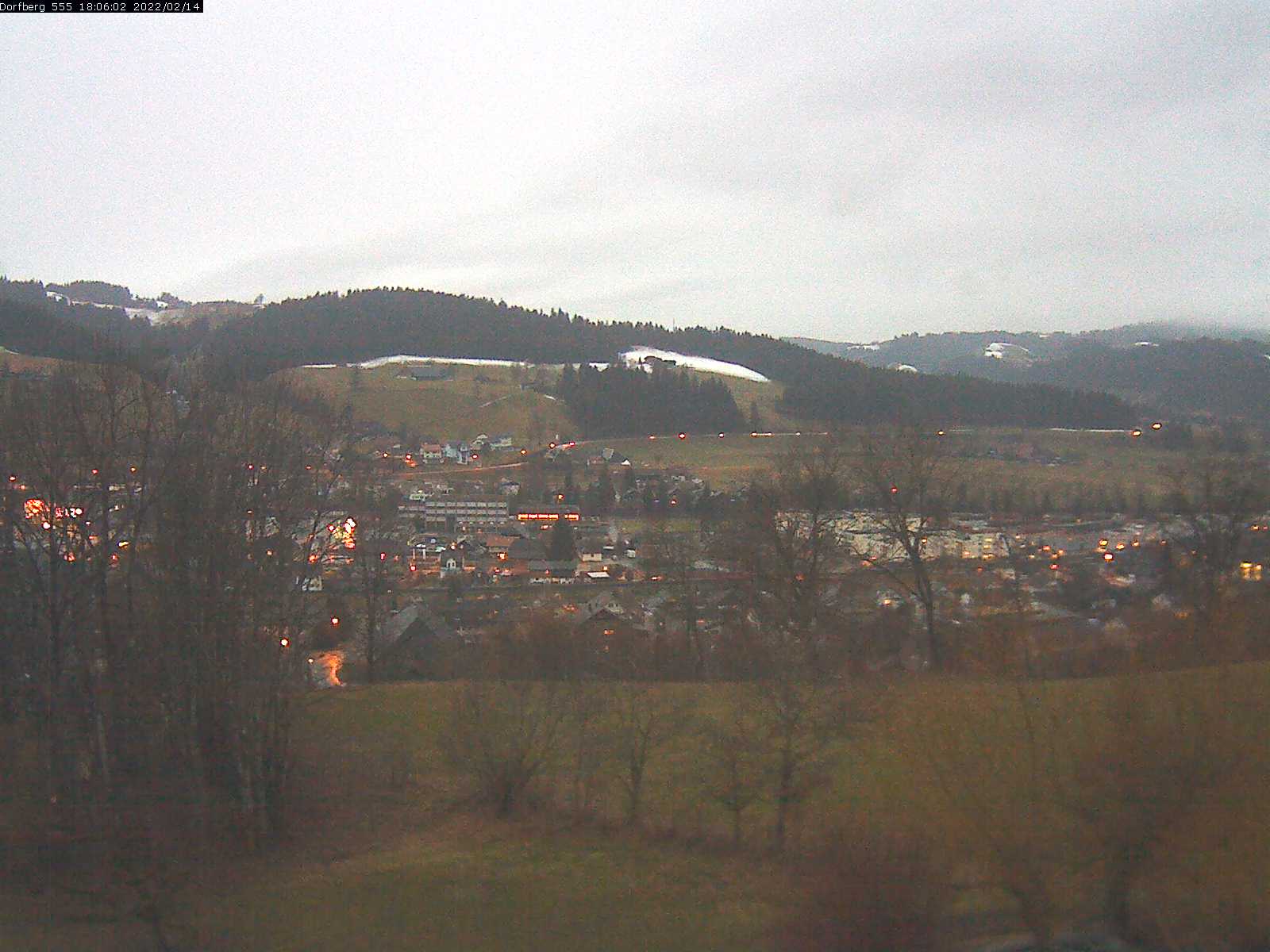Webcam-Bild: Aussicht vom Dorfberg in Langnau 20220214-180601