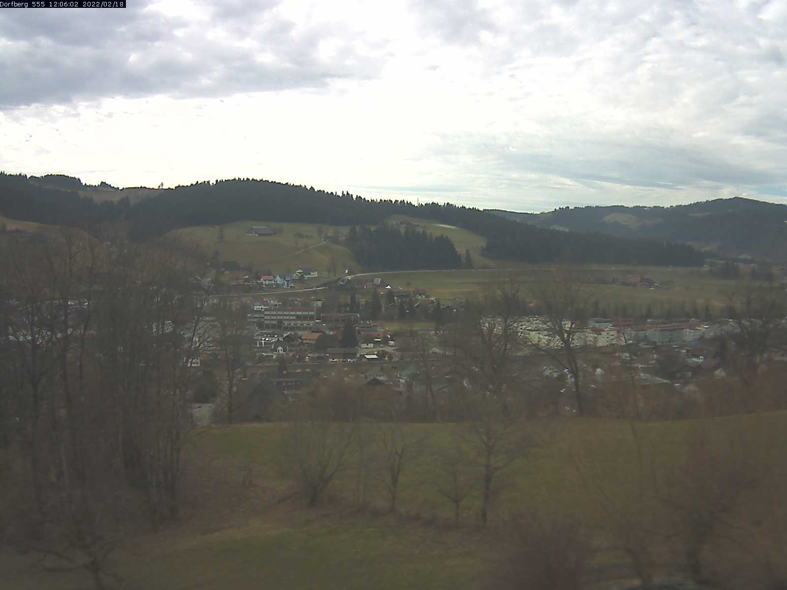 Webcam-Bild: Aussicht vom Dorfberg in Langnau 20220218-120601