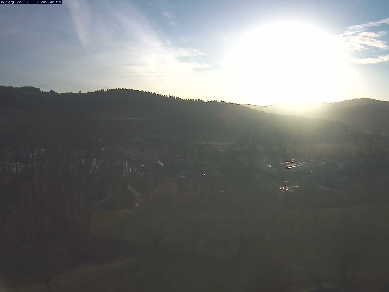Webcam-Bild: Aussicht vom Dorfberg in Langnau 20220219-170601