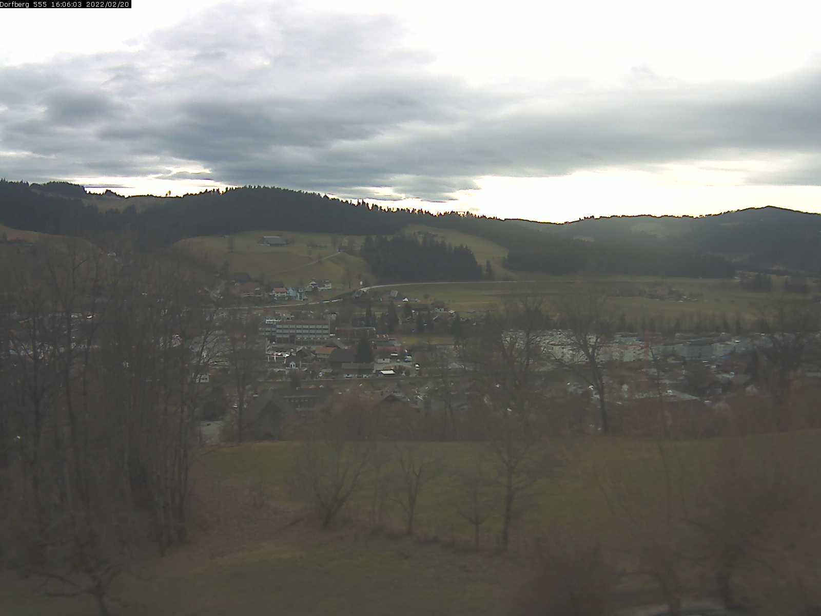 Webcam-Bild: Aussicht vom Dorfberg in Langnau 20220220-160601