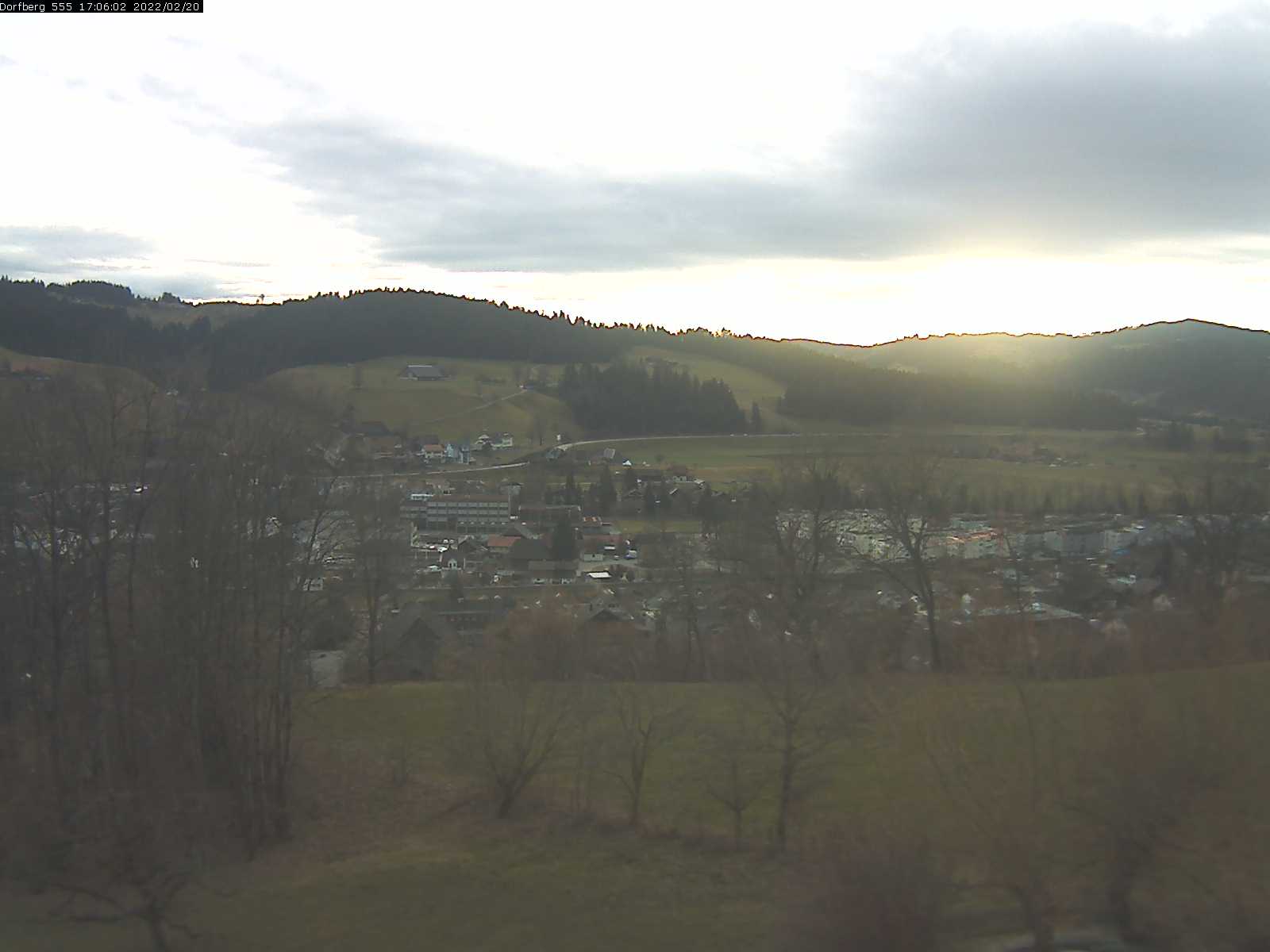 Webcam-Bild: Aussicht vom Dorfberg in Langnau 20220220-170601