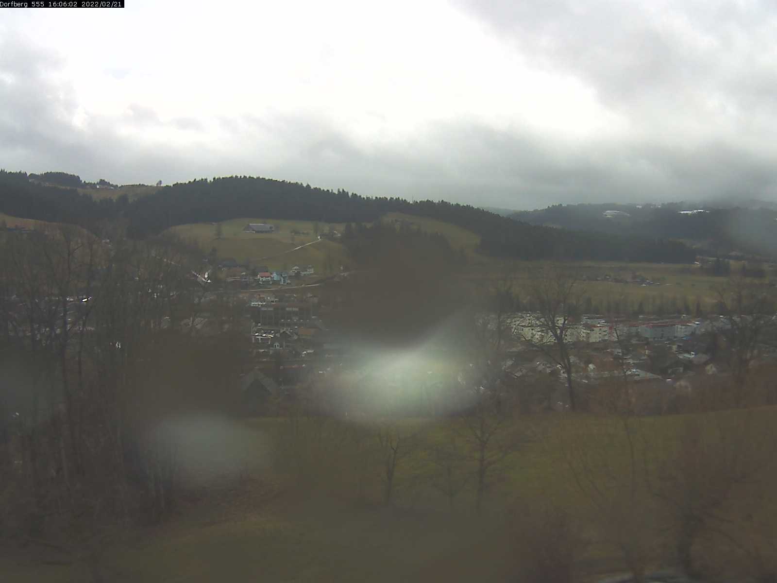 Webcam-Bild: Aussicht vom Dorfberg in Langnau 20220221-160601