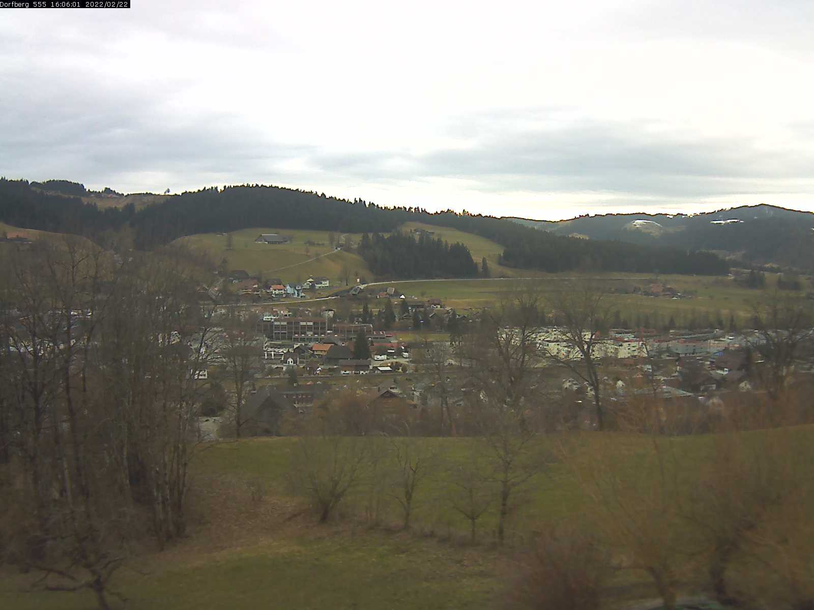 Webcam-Bild: Aussicht vom Dorfberg in Langnau 20220222-160601