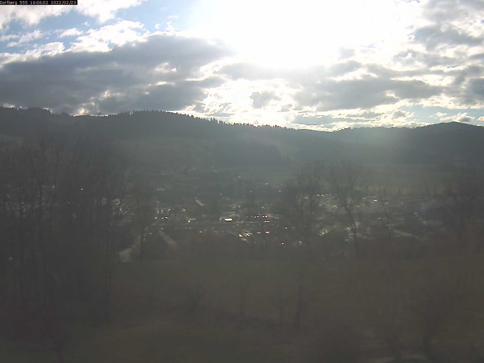 Webcam-Bild: Aussicht vom Dorfberg in Langnau 20220223-160601