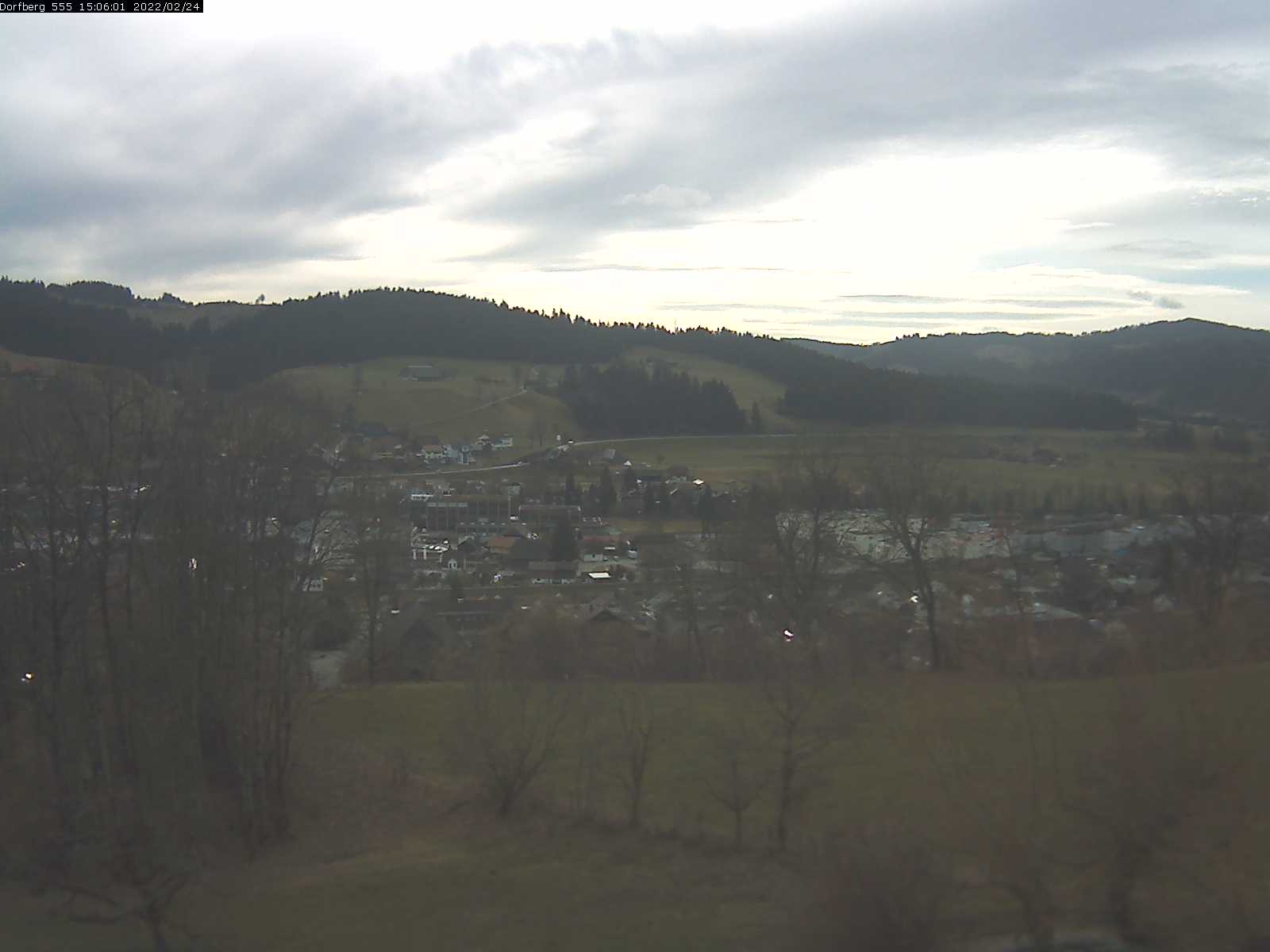 Webcam-Bild: Aussicht vom Dorfberg in Langnau 20220224-150601