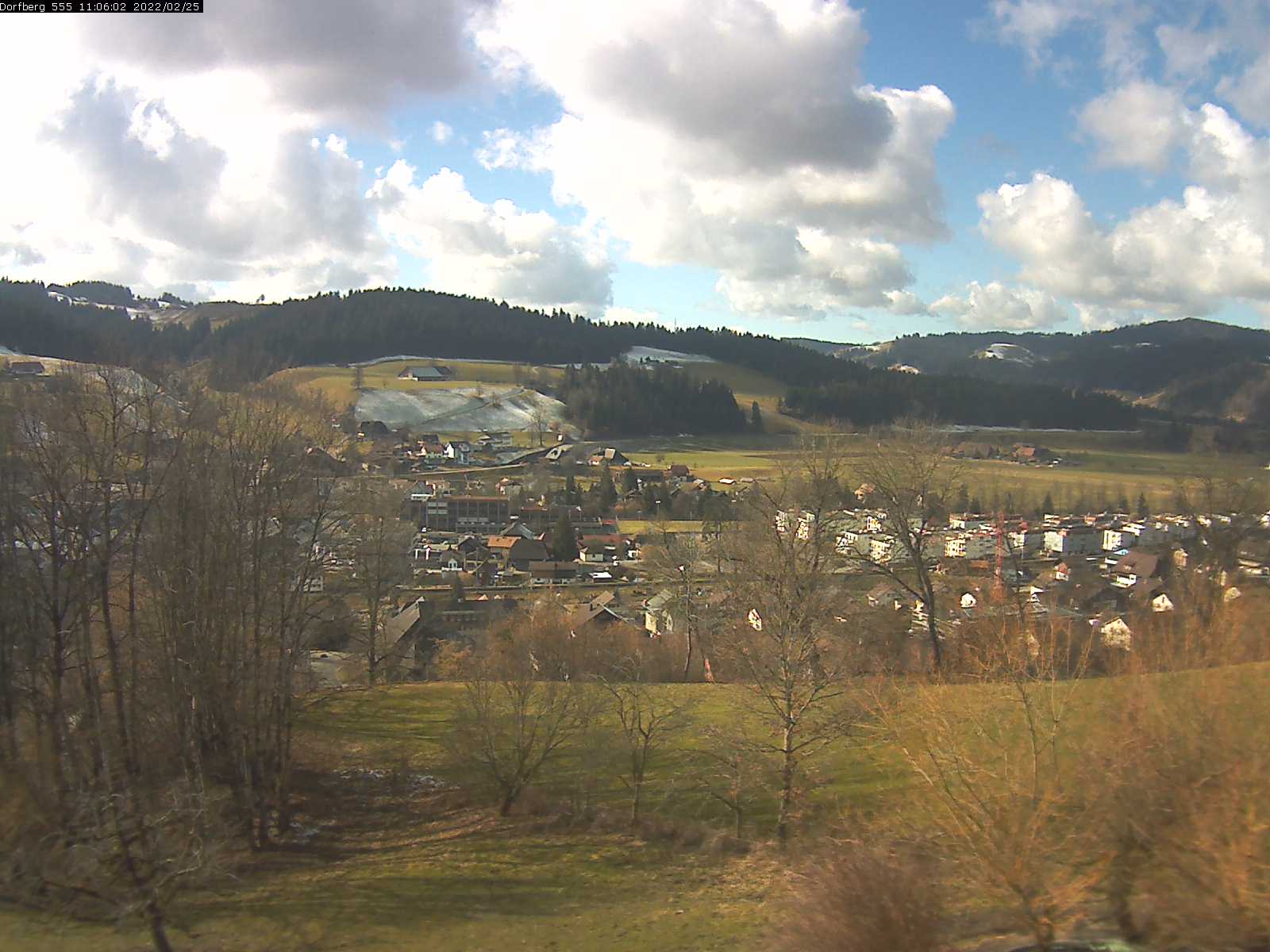 Webcam-Bild: Aussicht vom Dorfberg in Langnau 20220225-110601
