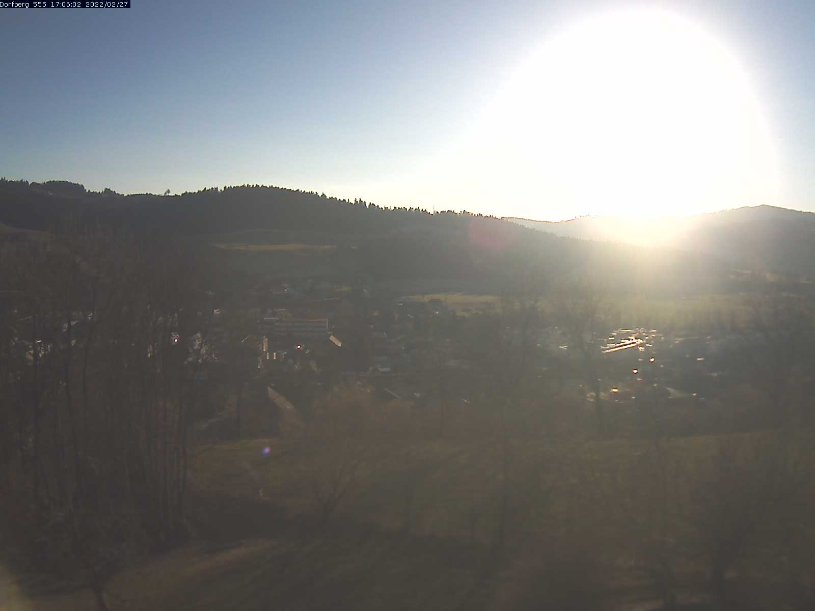 Webcam-Bild: Aussicht vom Dorfberg in Langnau 20220227-170601
