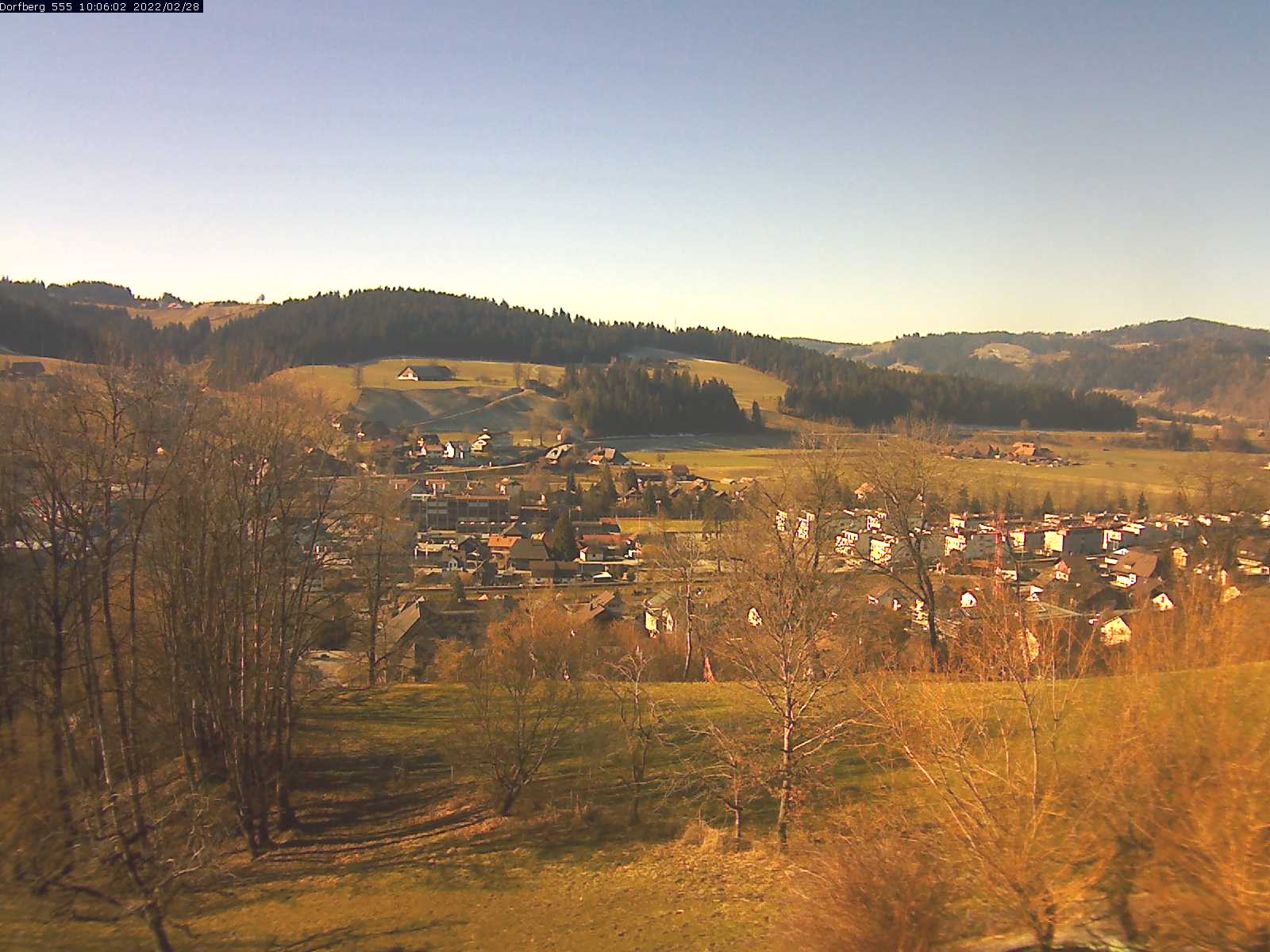 Webcam-Bild: Aussicht vom Dorfberg in Langnau 20220228-100601