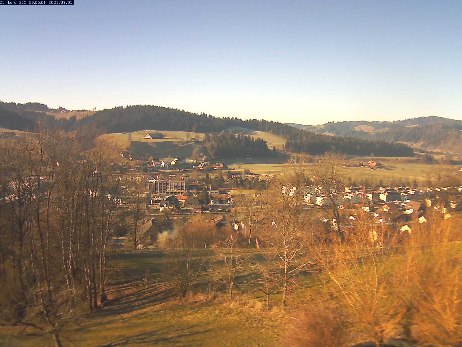 Webcam-Bild: Aussicht vom Dorfberg in Langnau 20220301-090601