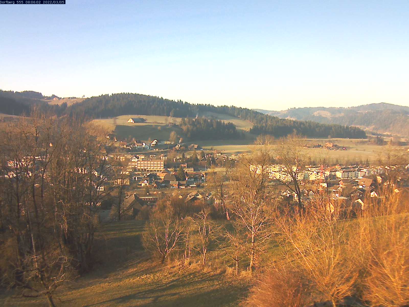 Webcam-Bild: Aussicht vom Dorfberg in Langnau 20220305-080601