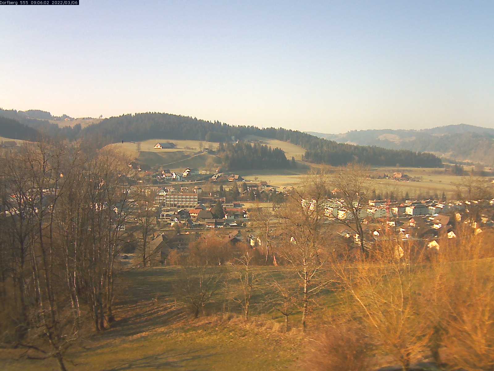 Webcam-Bild: Aussicht vom Dorfberg in Langnau 20220306-090601