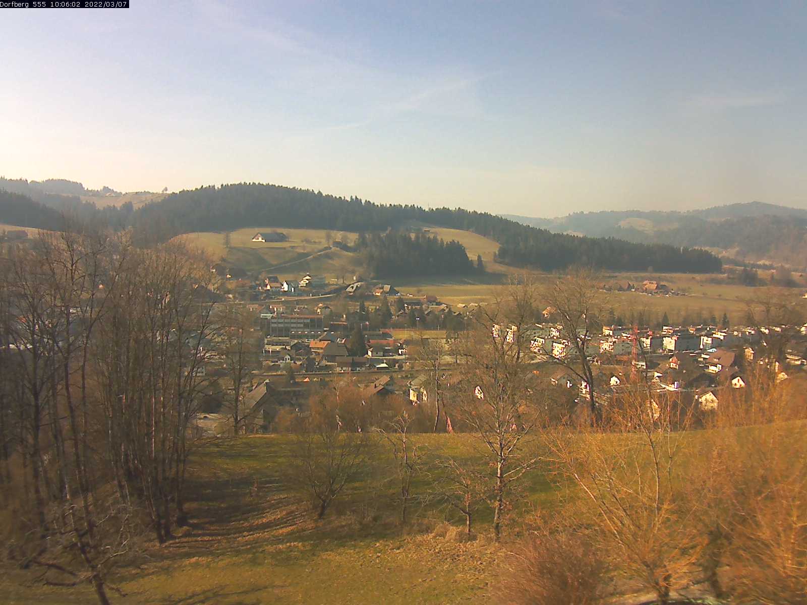 Webcam-Bild: Aussicht vom Dorfberg in Langnau 20220307-100601