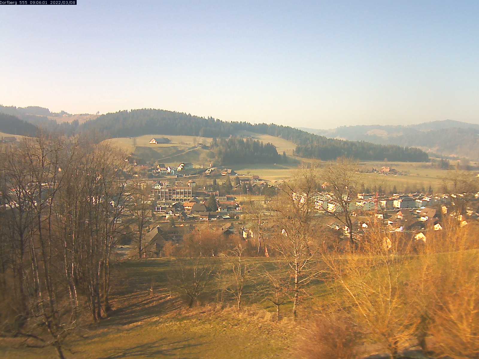 Webcam-Bild: Aussicht vom Dorfberg in Langnau 20220308-090601