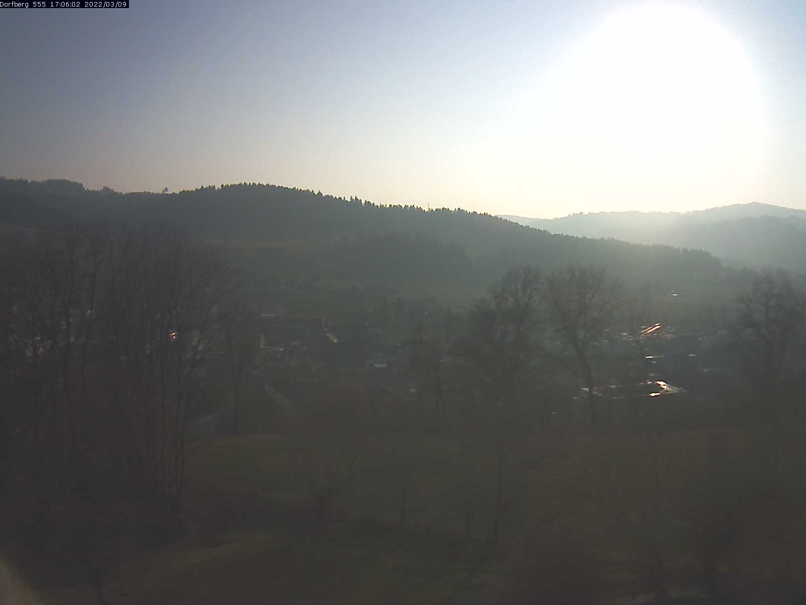 Webcam-Bild: Aussicht vom Dorfberg in Langnau 20220309-170601