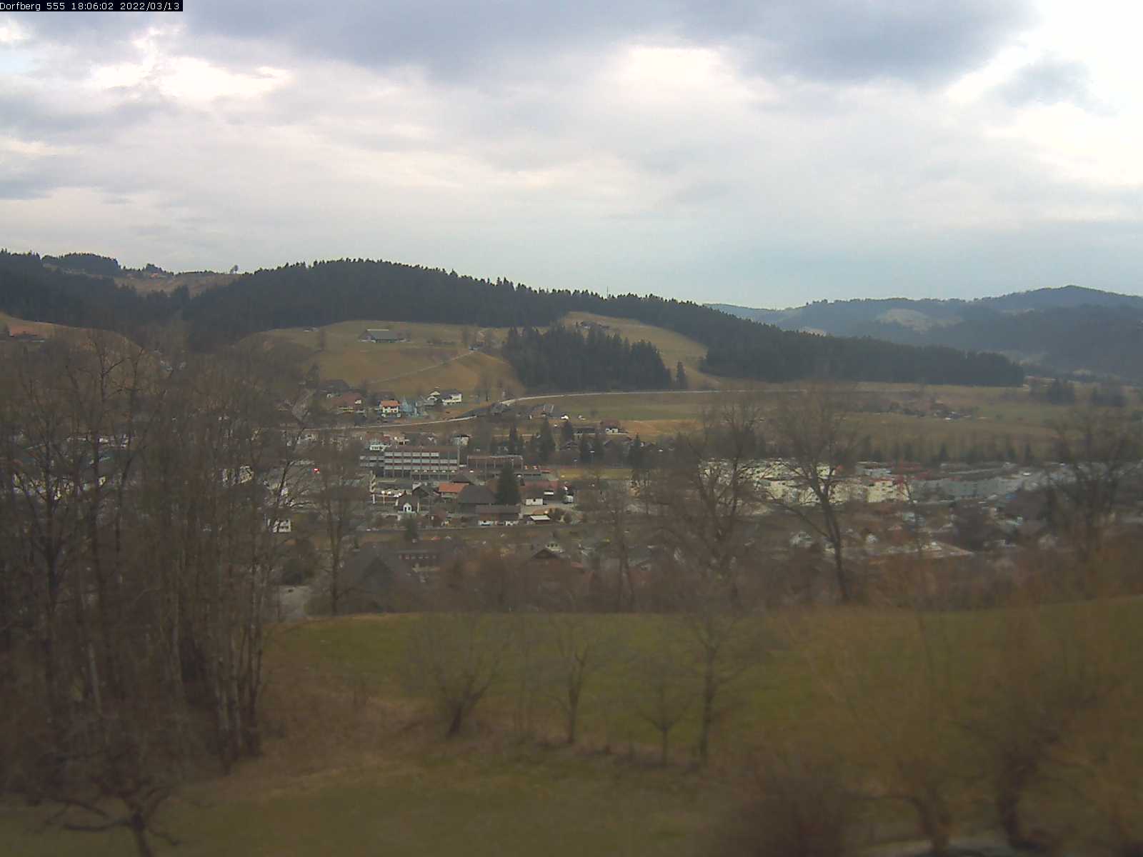 Webcam-Bild: Aussicht vom Dorfberg in Langnau 20220313-180601