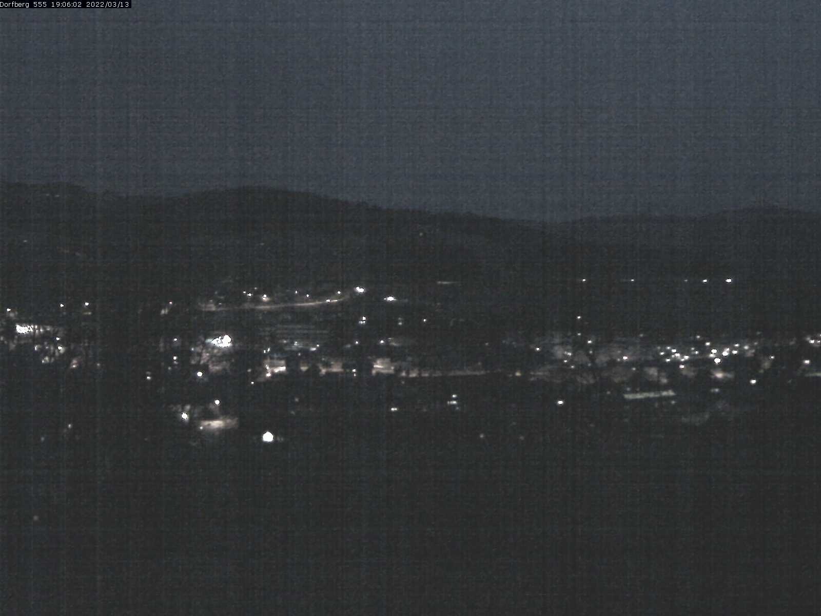 Webcam-Bild: Aussicht vom Dorfberg in Langnau 20220313-190601