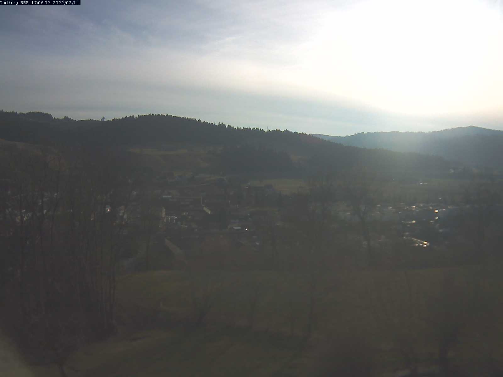 Webcam-Bild: Aussicht vom Dorfberg in Langnau 20220314-170601