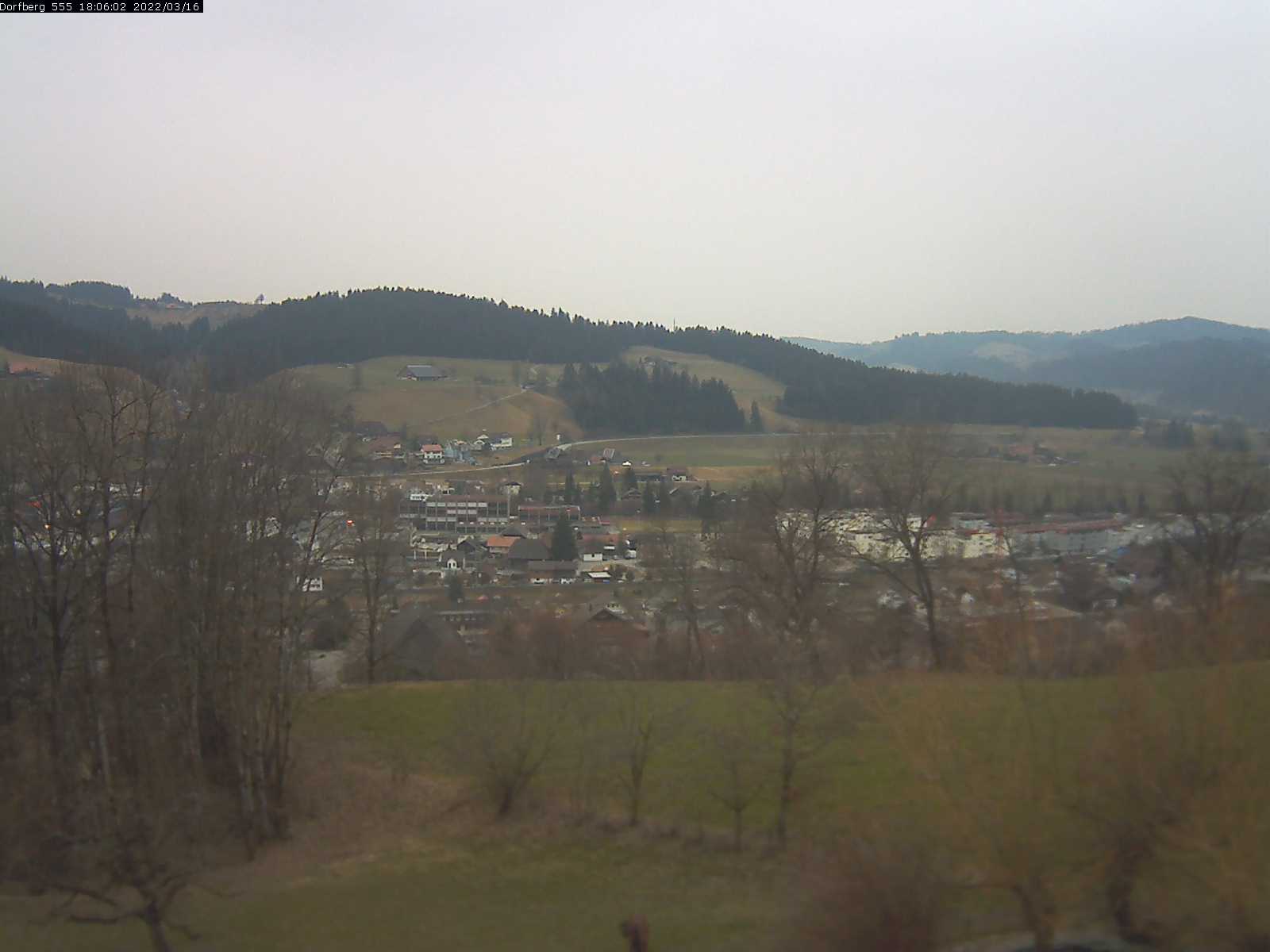 Webcam-Bild: Aussicht vom Dorfberg in Langnau 20220316-180601
