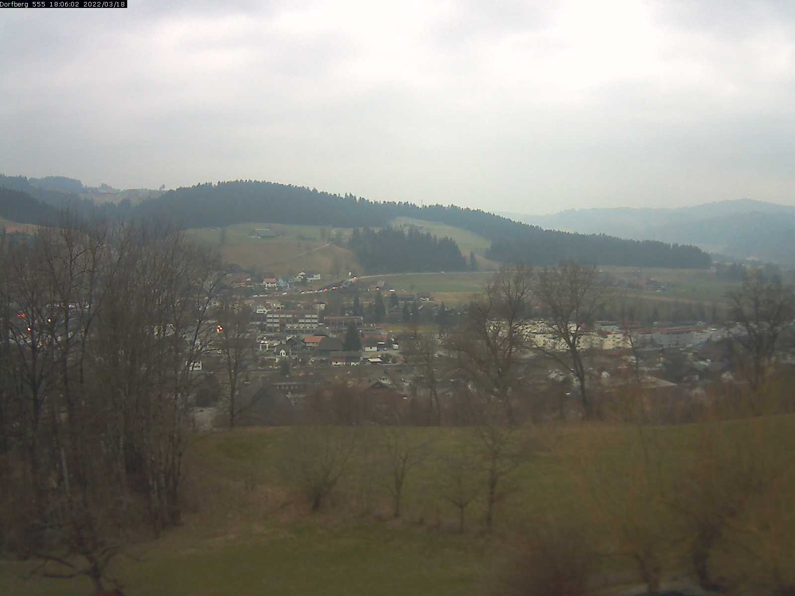 Webcam-Bild: Aussicht vom Dorfberg in Langnau 20220318-180601