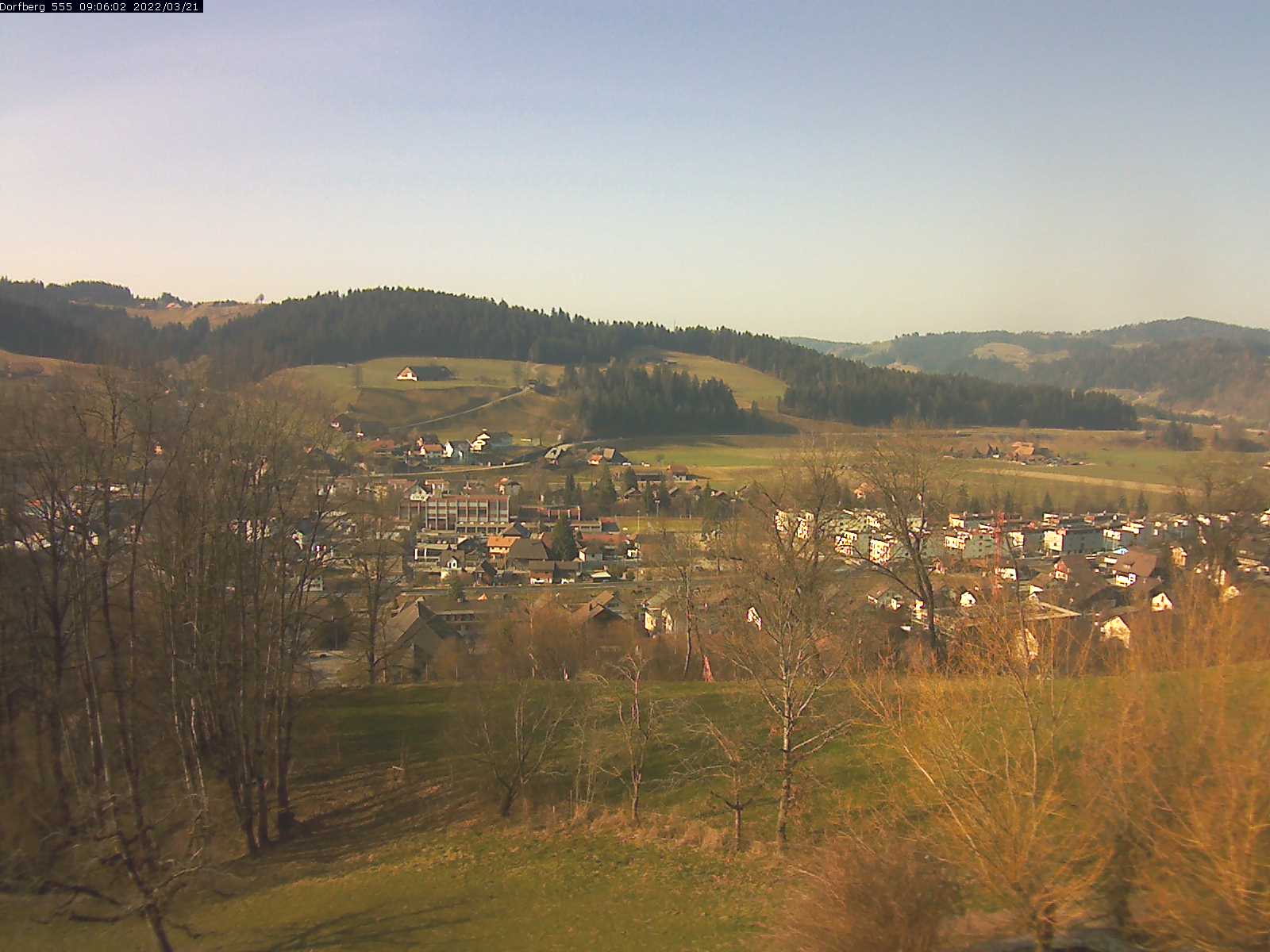 Webcam-Bild: Aussicht vom Dorfberg in Langnau 20220321-090601