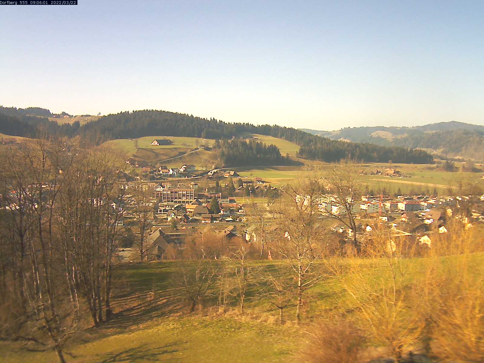 Webcam-Bild: Aussicht vom Dorfberg in Langnau 20220322-090601
