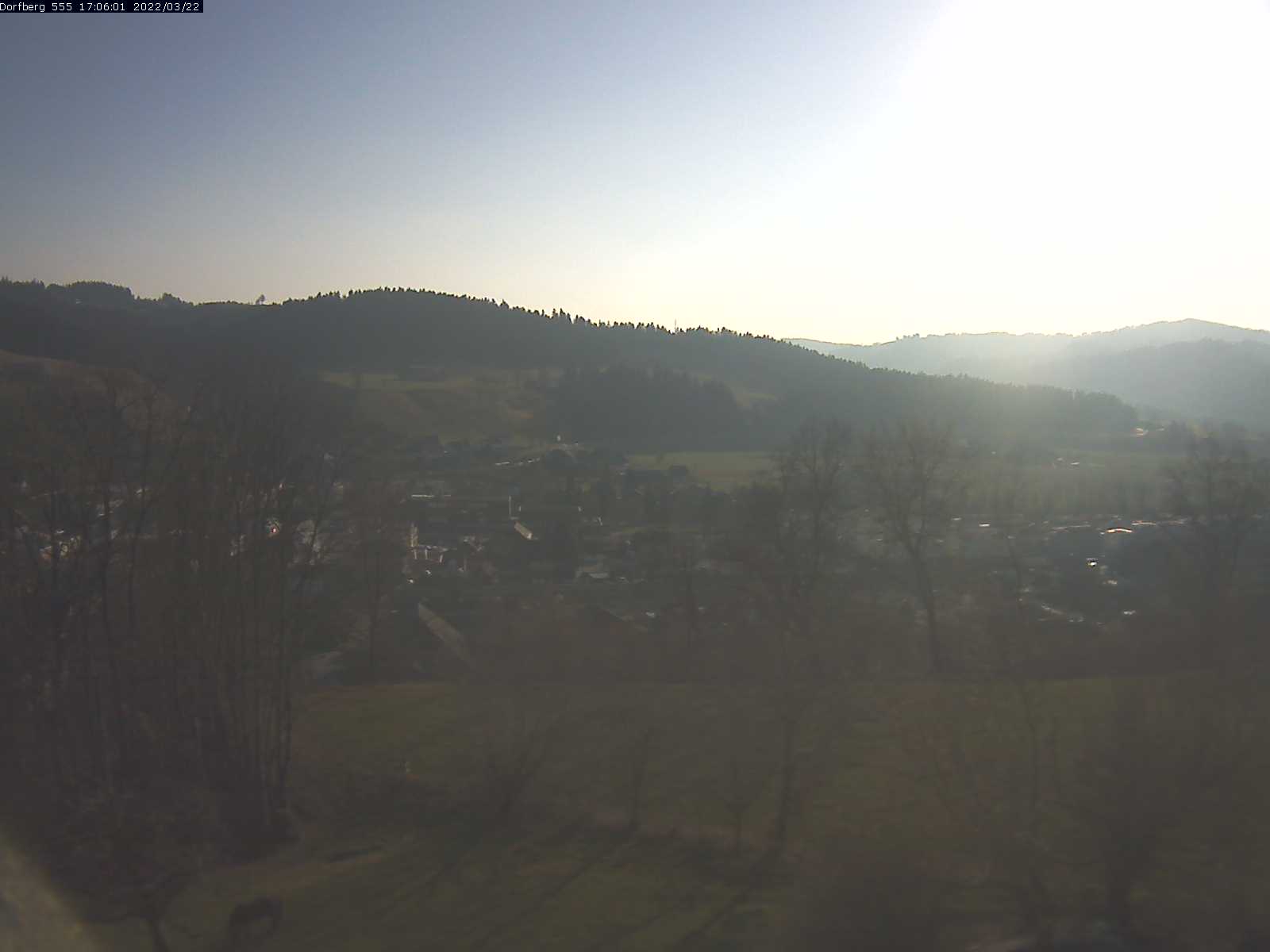 Webcam-Bild: Aussicht vom Dorfberg in Langnau 20220322-170601