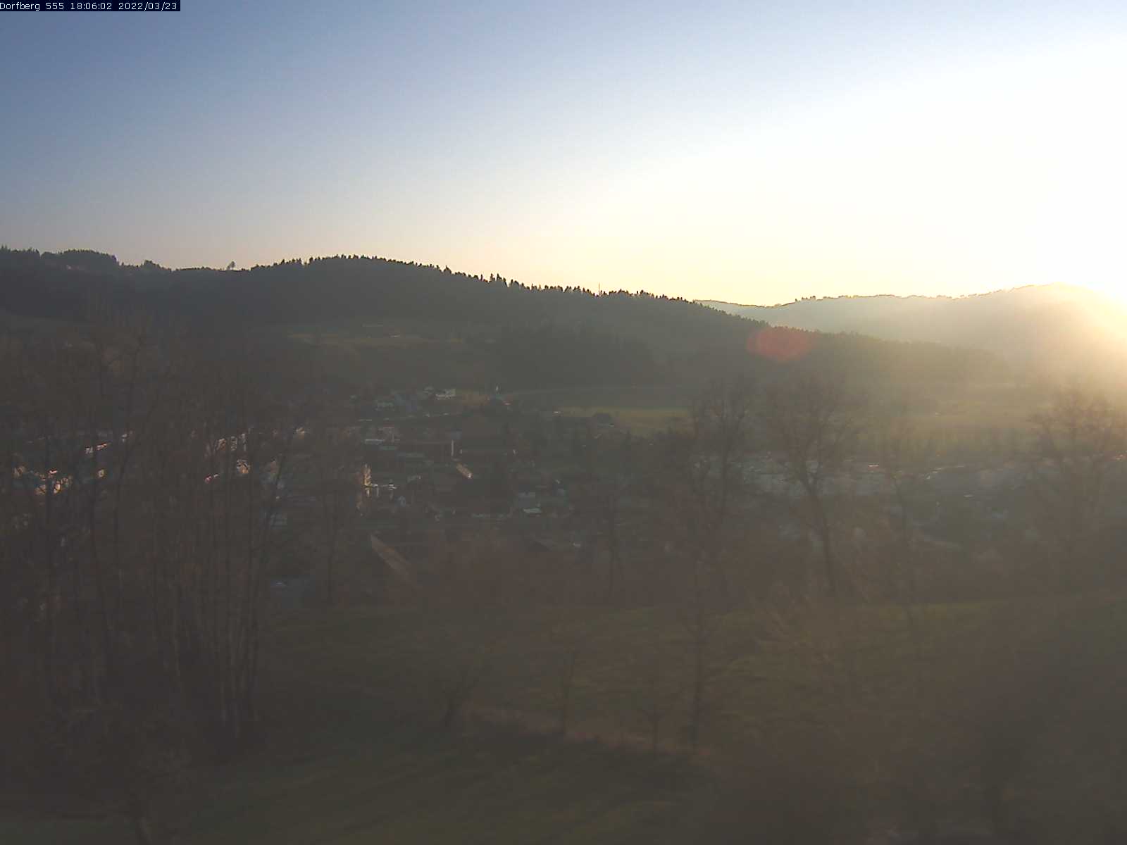 Webcam-Bild: Aussicht vom Dorfberg in Langnau 20220323-180601