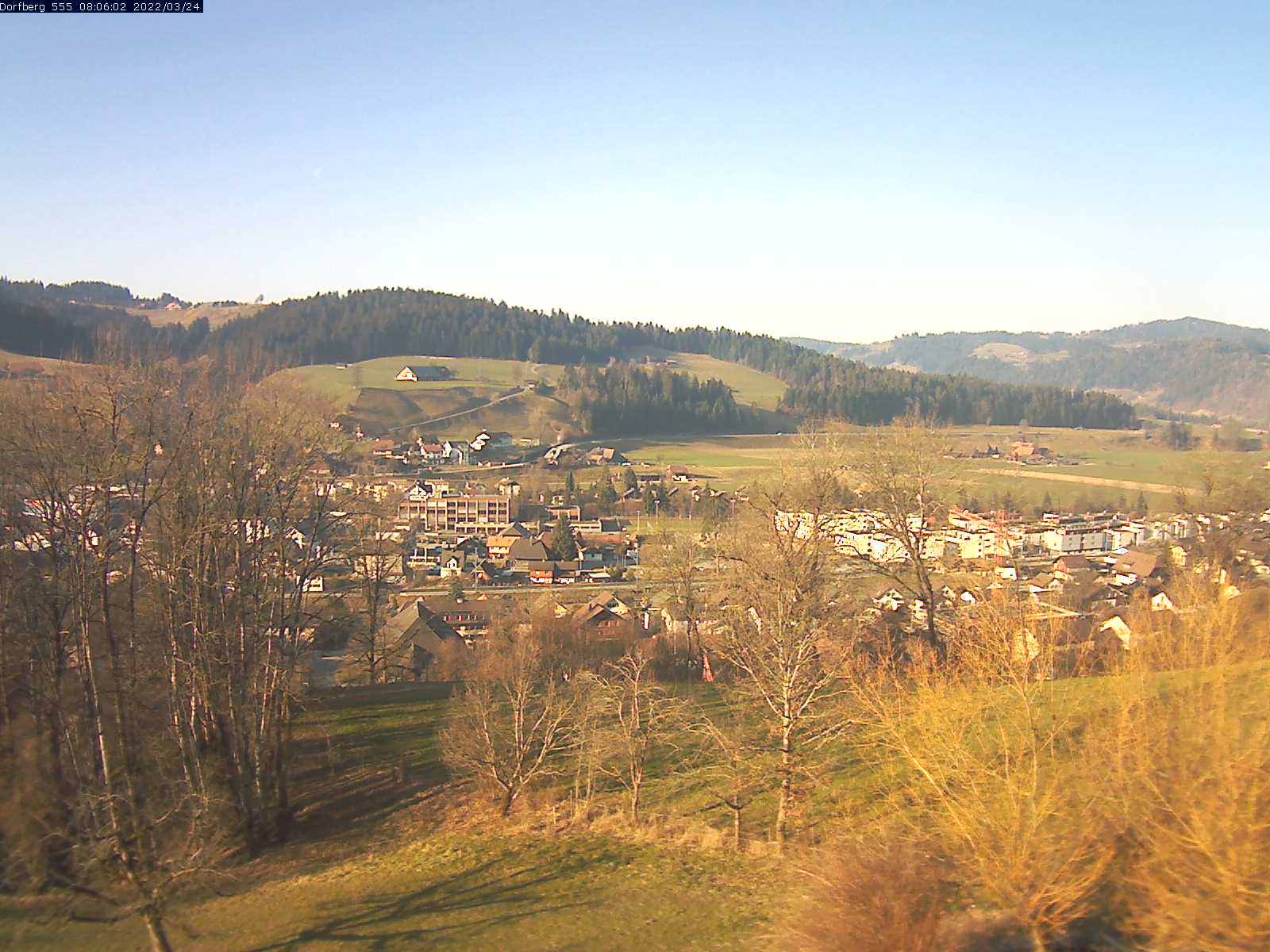 Webcam-Bild: Aussicht vom Dorfberg in Langnau 20220324-080601