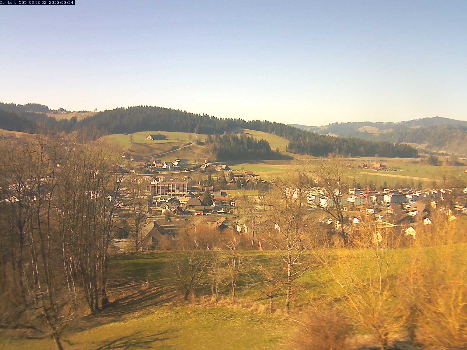 Webcam-Bild: Aussicht vom Dorfberg in Langnau 20220324-090601