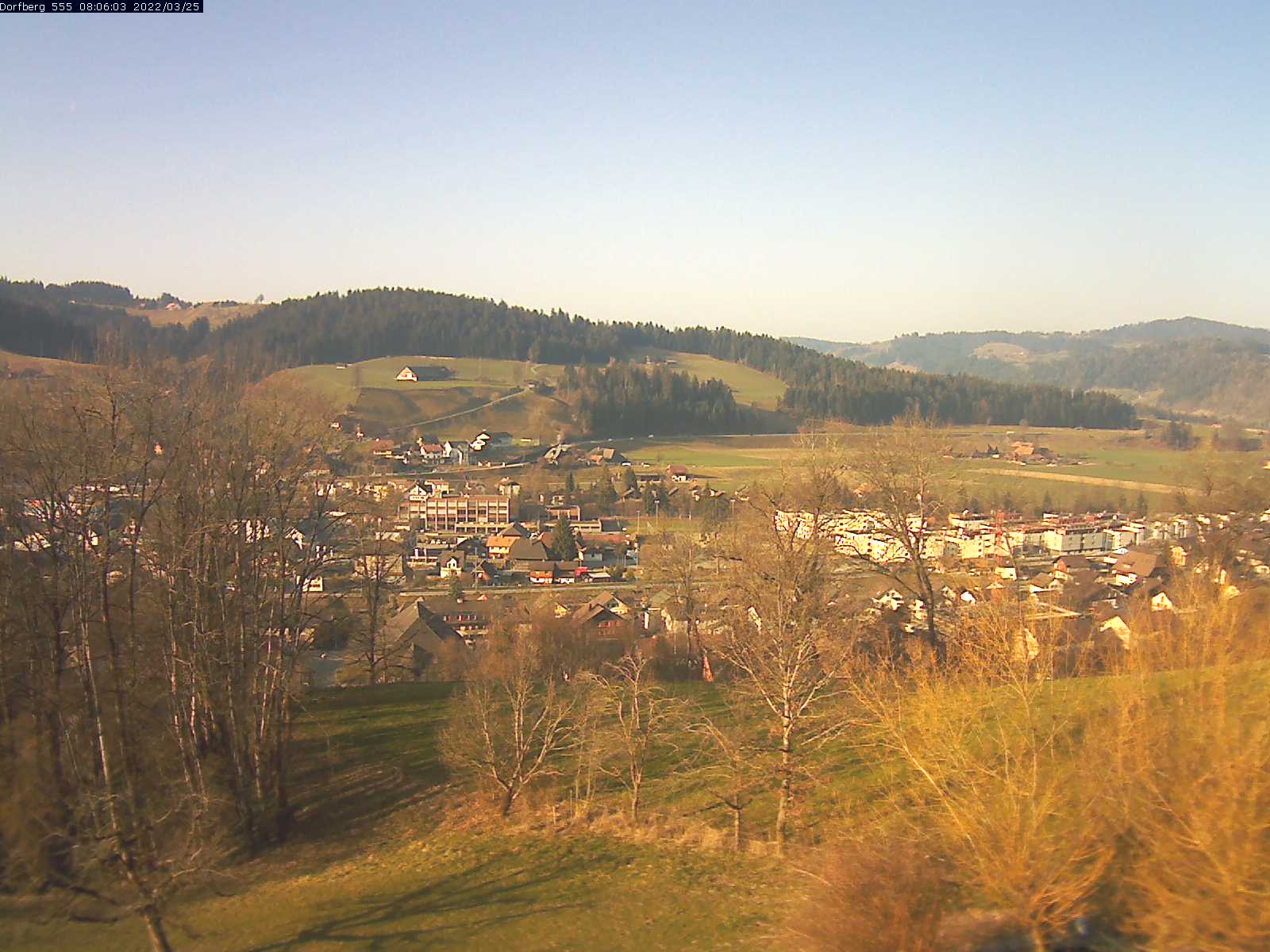 Webcam-Bild: Aussicht vom Dorfberg in Langnau 20220325-080602