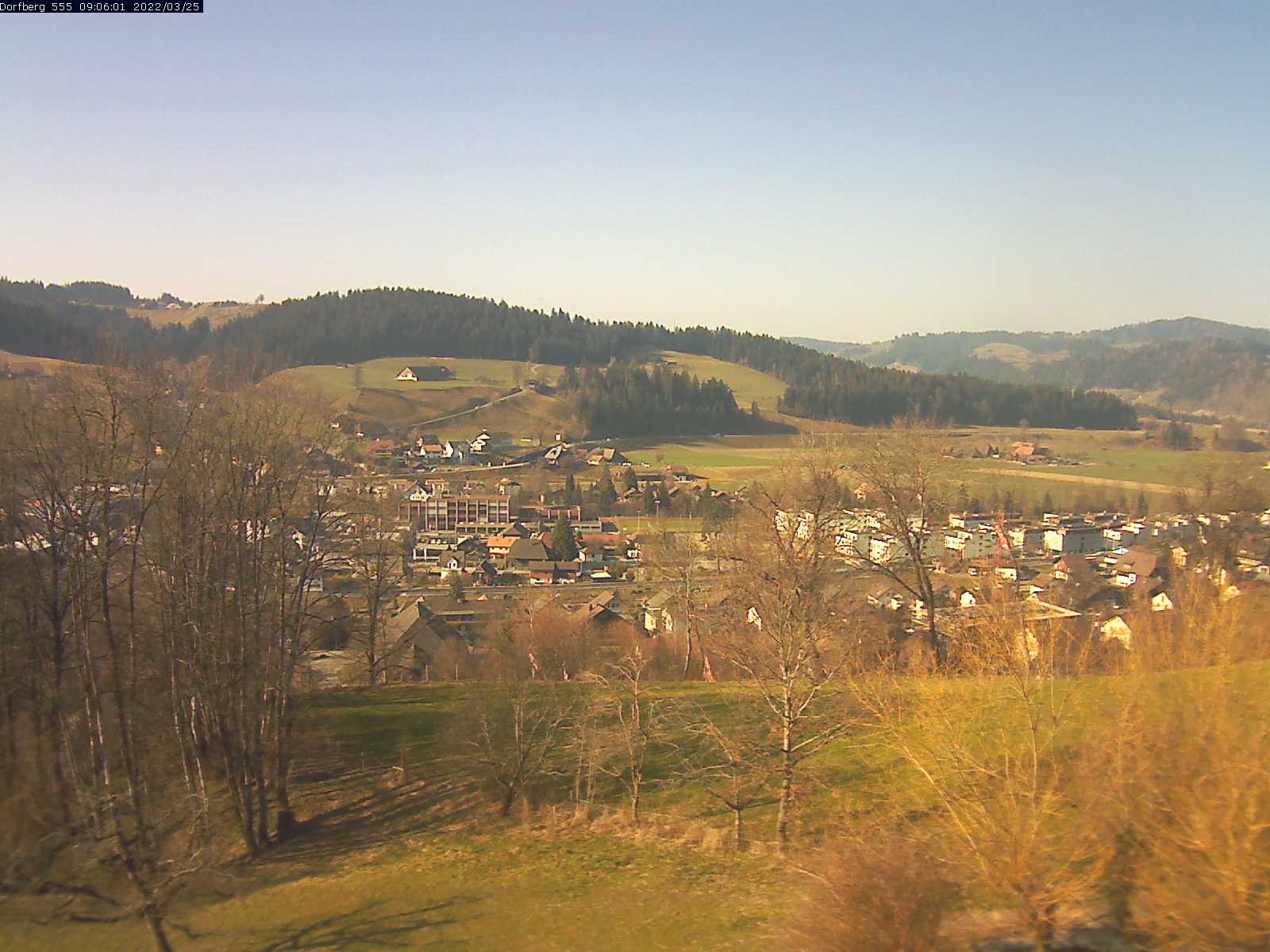 Webcam-Bild: Aussicht vom Dorfberg in Langnau 20220325-090601