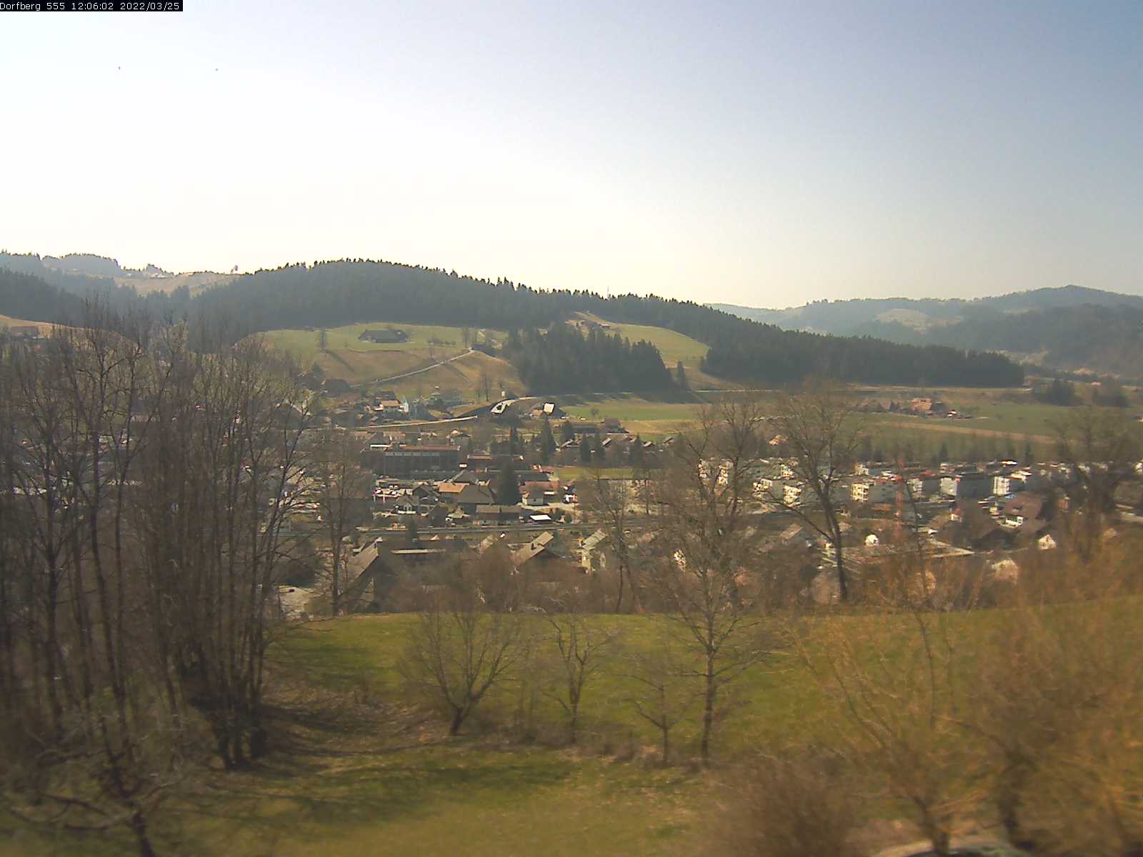 Webcam-Bild: Aussicht vom Dorfberg in Langnau 20220325-120601