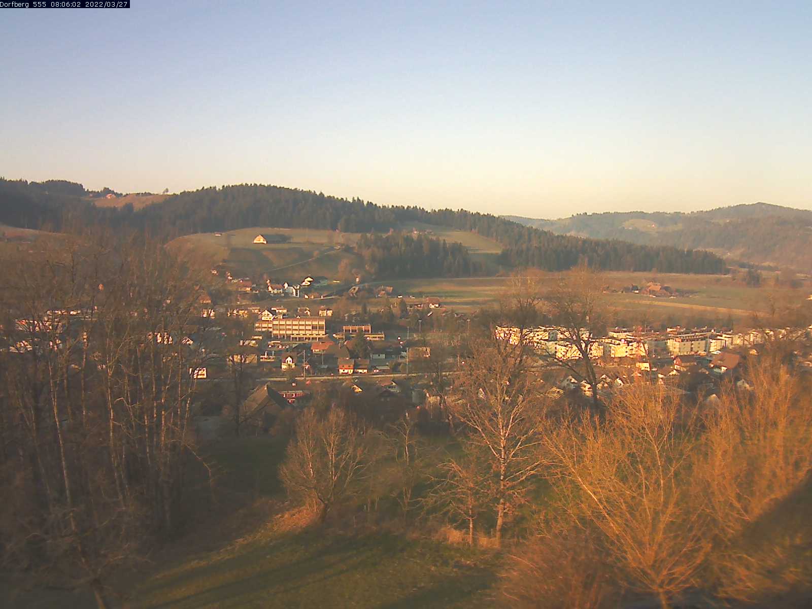 Webcam-Bild: Aussicht vom Dorfberg in Langnau 20220327-080601